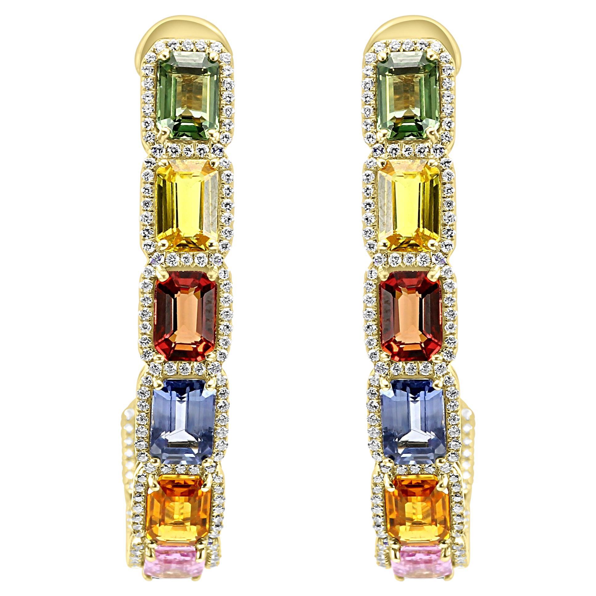 Boucles d'oreilles pendantes en or jaune 14 carats, saphirs, émeraudes et diamants 12,30 carats