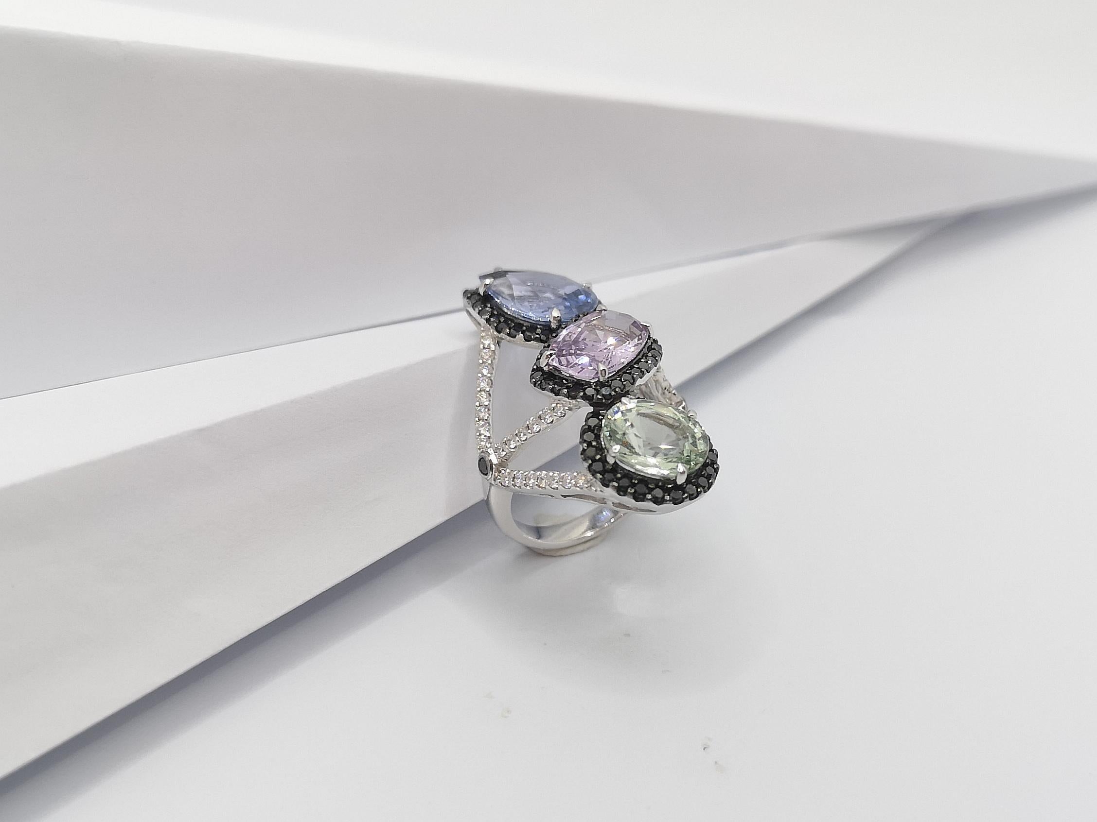 Multi-Color Sapphire with Black Diamond and Diamond Ring 18 Karat White Gold For Sale 2