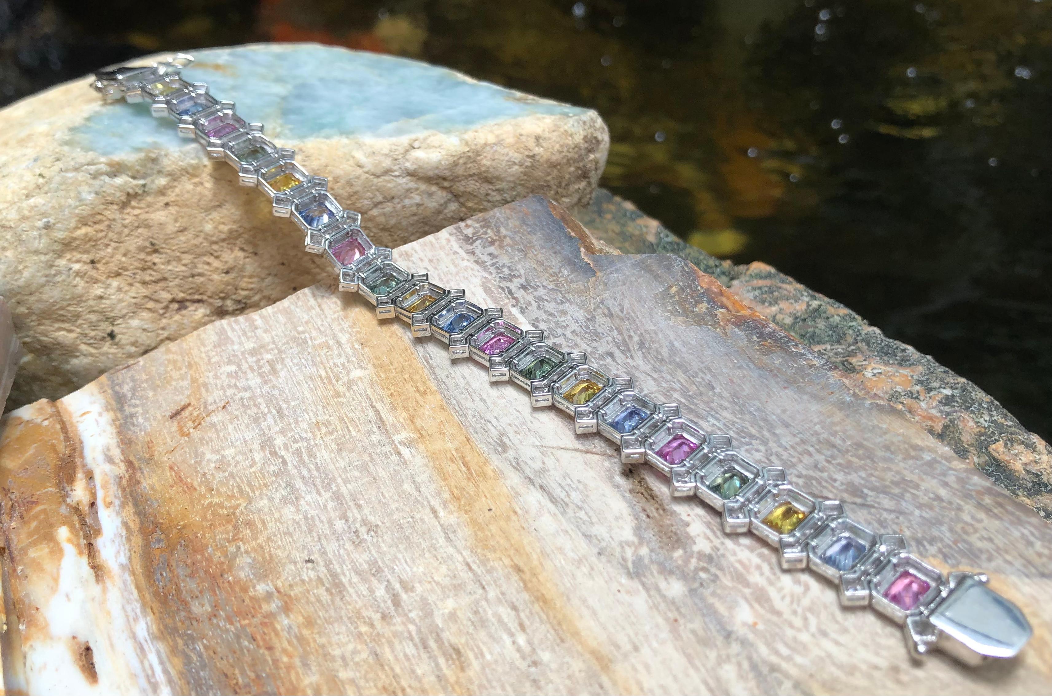 Bracelet de saphirs multicolores et diamants sertis dans une monture en or blanc 18 carats en vente 1