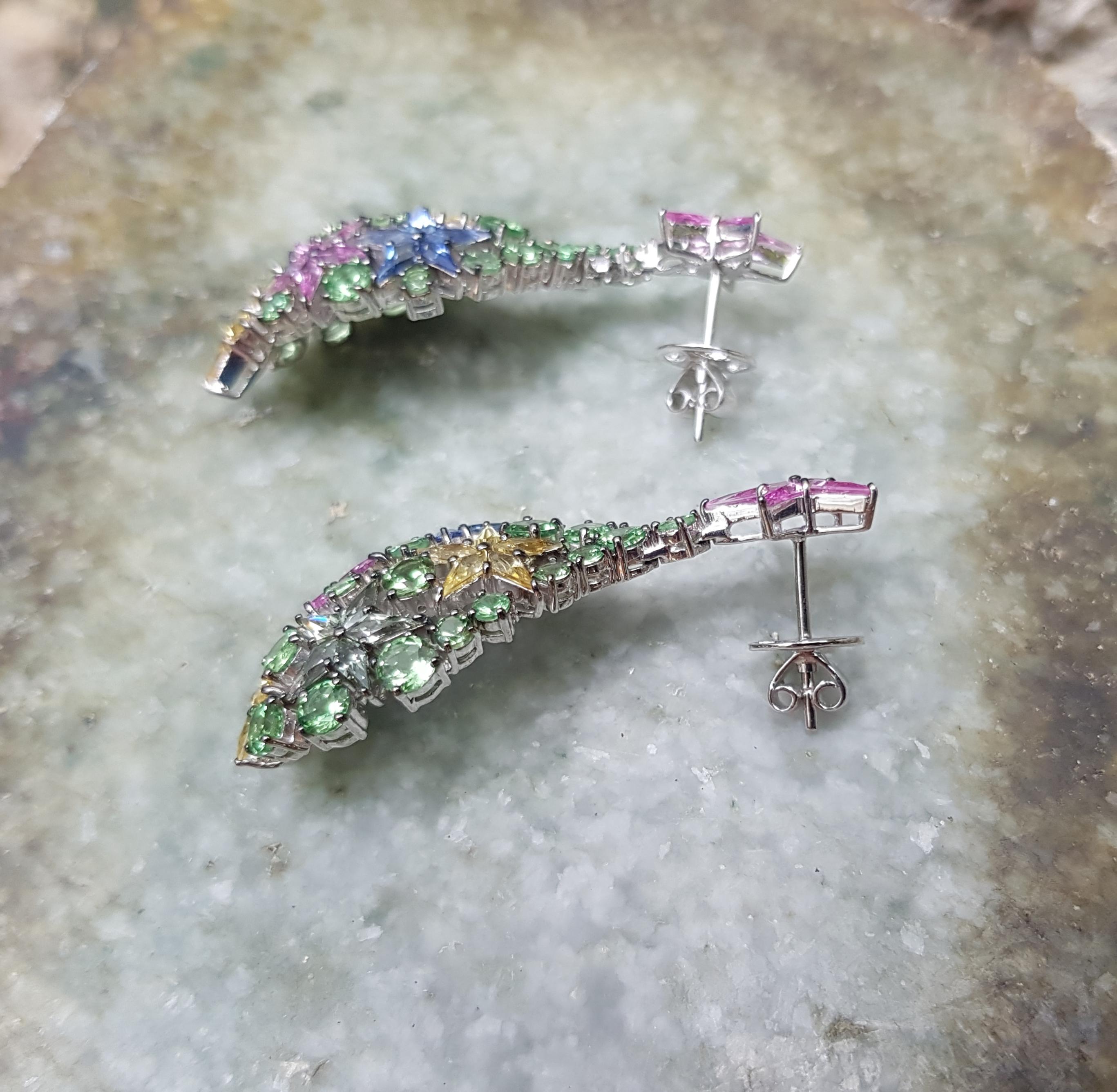 Multi-Color Sapphire with Tsavorite Star Earrings Set in 18 Karat White Gold In New Condition For Sale In Bangkok, TH