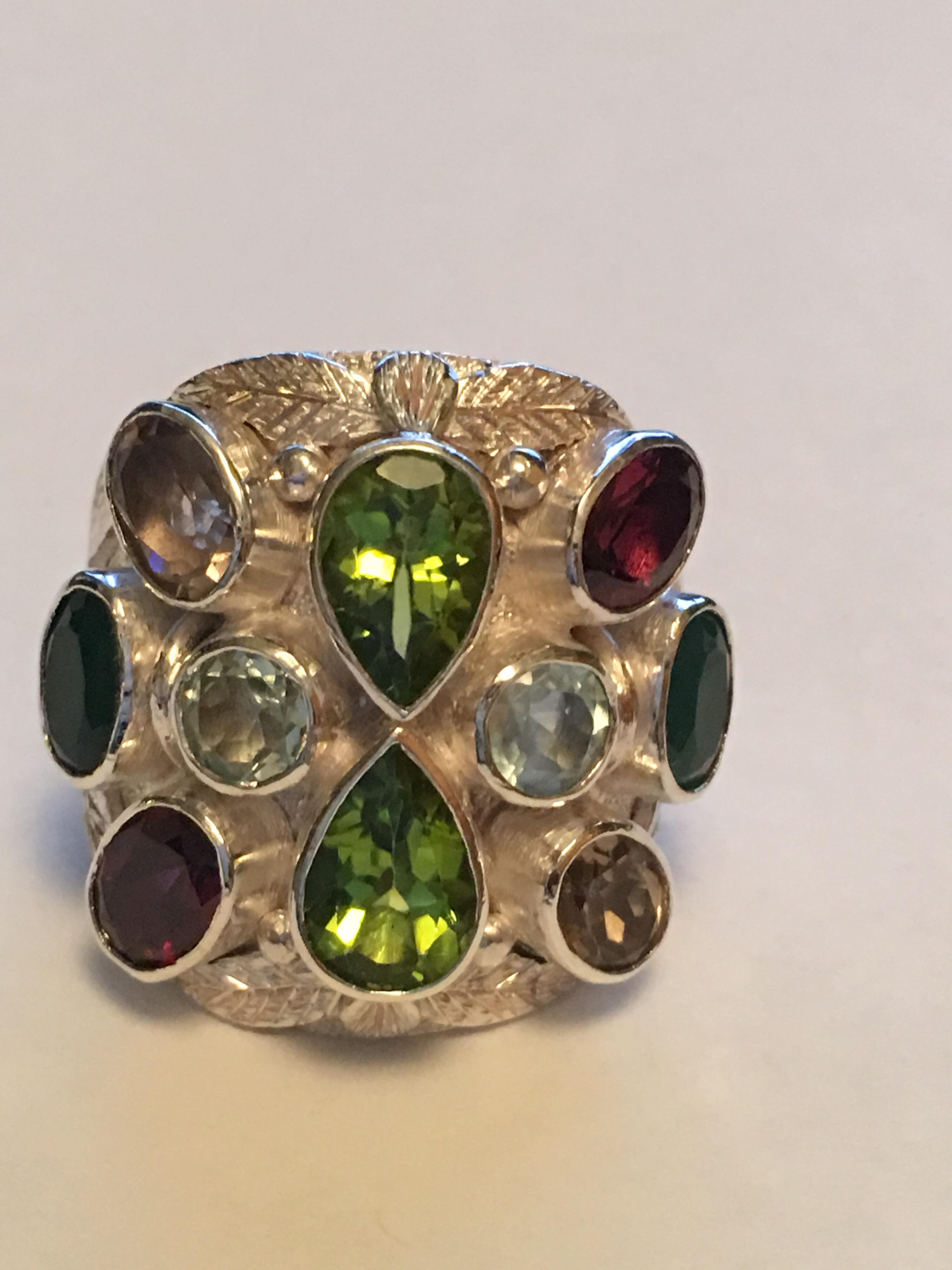 Multi-Color Stone Handcrafted Ring In New Condition For Sale In Trumbull, CT