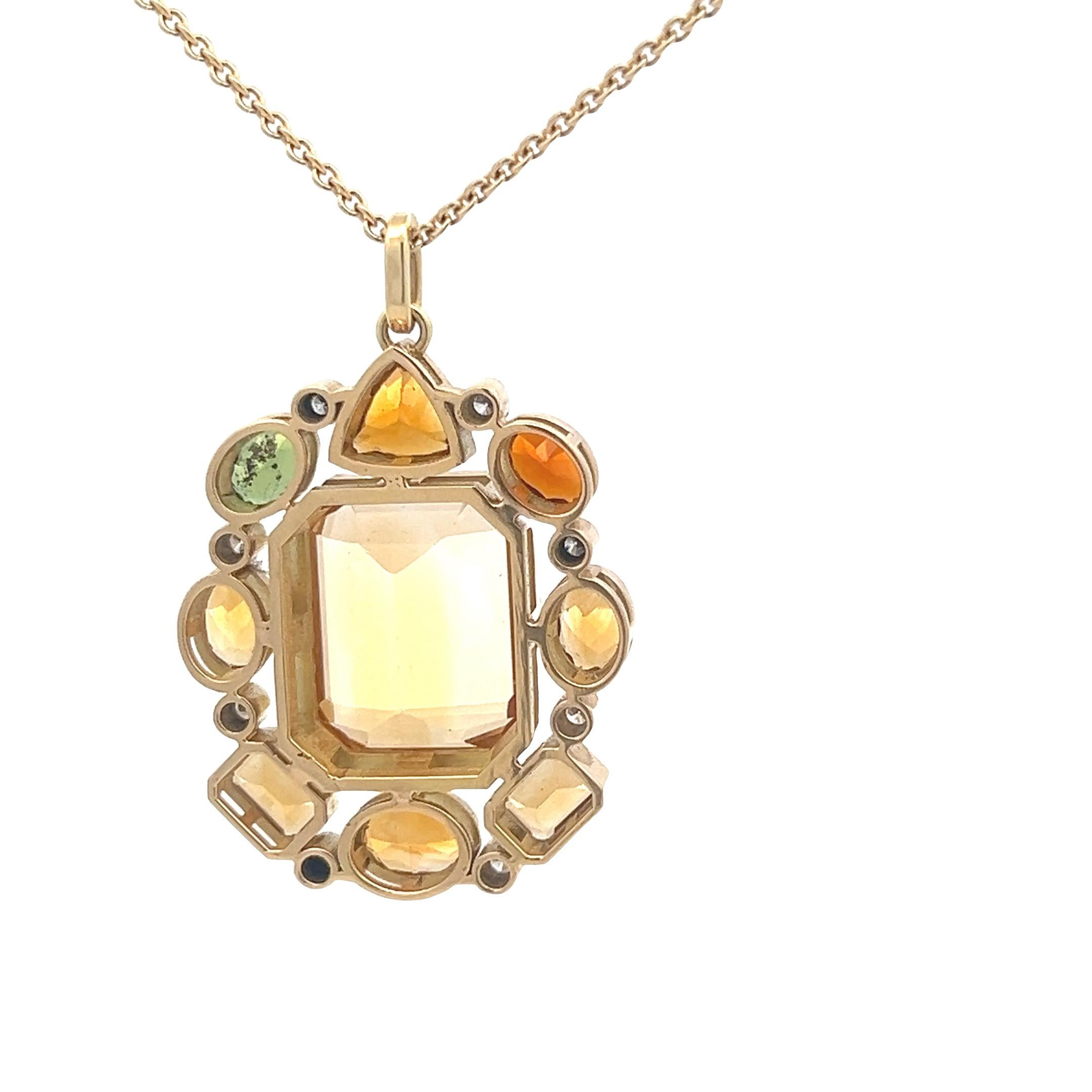 Taille émeraude Pendentif en pierre multicolore en vente