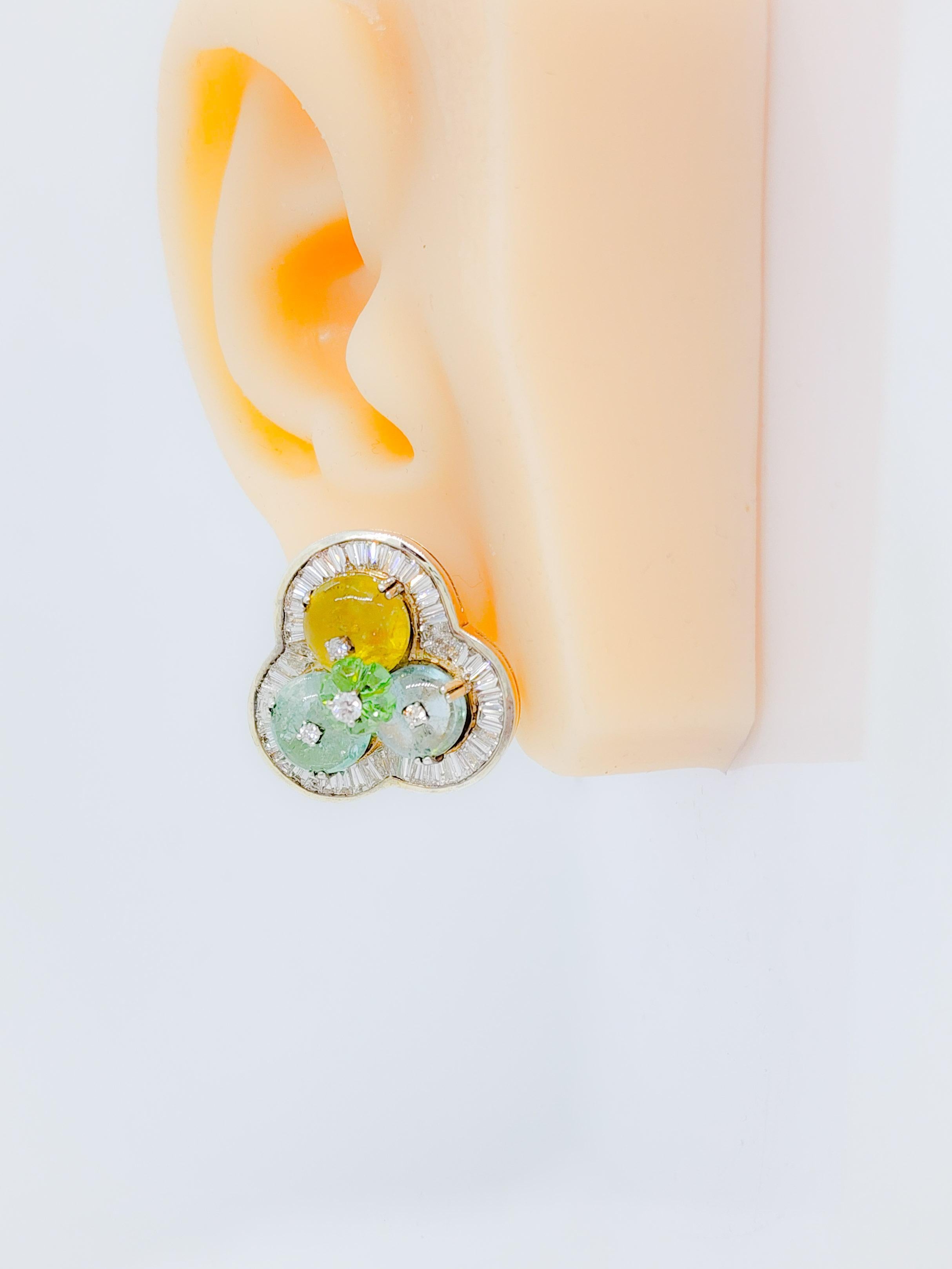 Boucles d'oreilles perles de tourmaline multicolore et diamant blanc en or blanc 14k Neuf - En vente à Los Angeles, CA