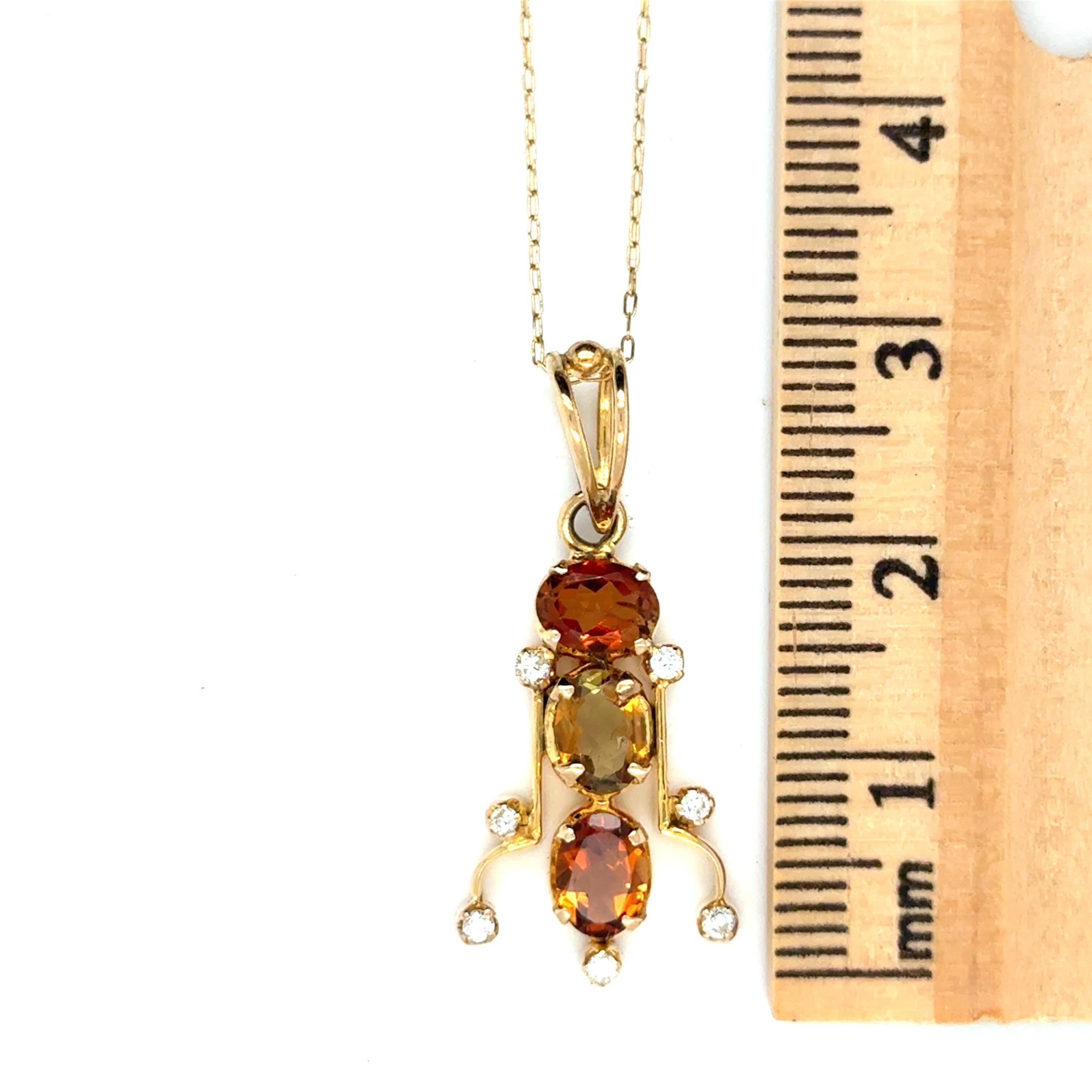 Collier à pendentif en or jaune avec tourmaline multicolore et diamant en vente 3