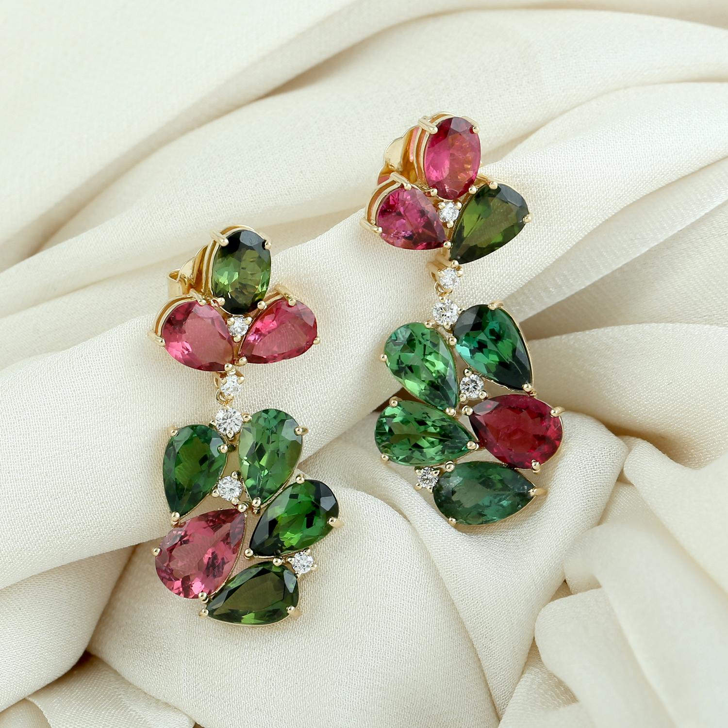 Art Déco Multi Color Tourmaline Flower Resembling Earrings With Diamonds Made In 18k Gold in vendita