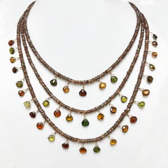 Collar Paradizia N2687 de turmalina multicolor con andalucita de un suave tono marrón cálido