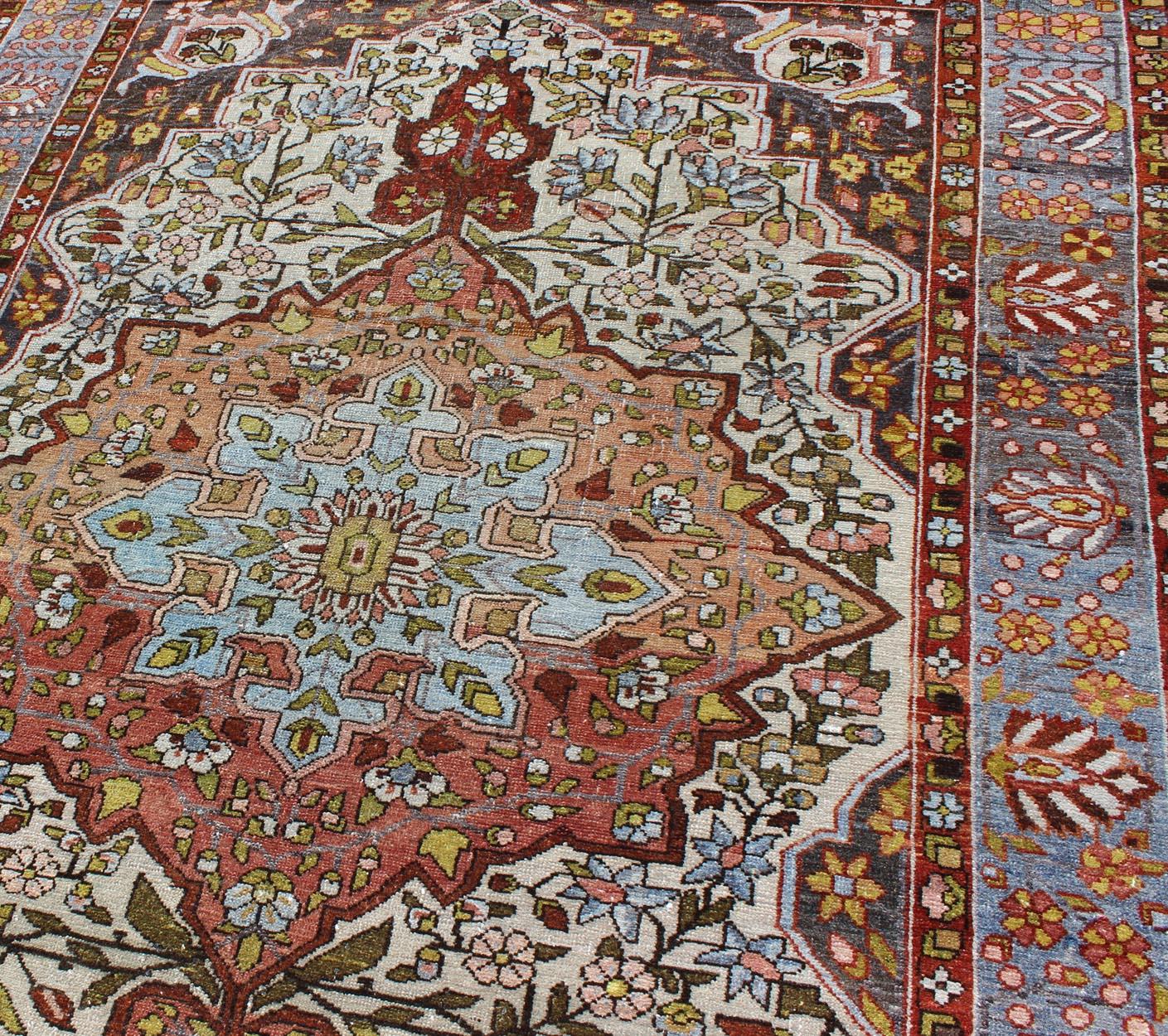 Multi-Colored and Ivory Antique Persian Bakhtiari Rug with Floral Medallion For Sale 2