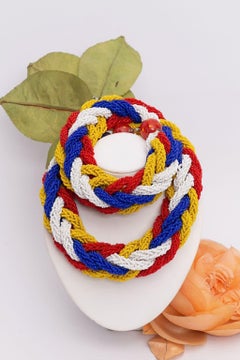 Multi-colored beads necklace