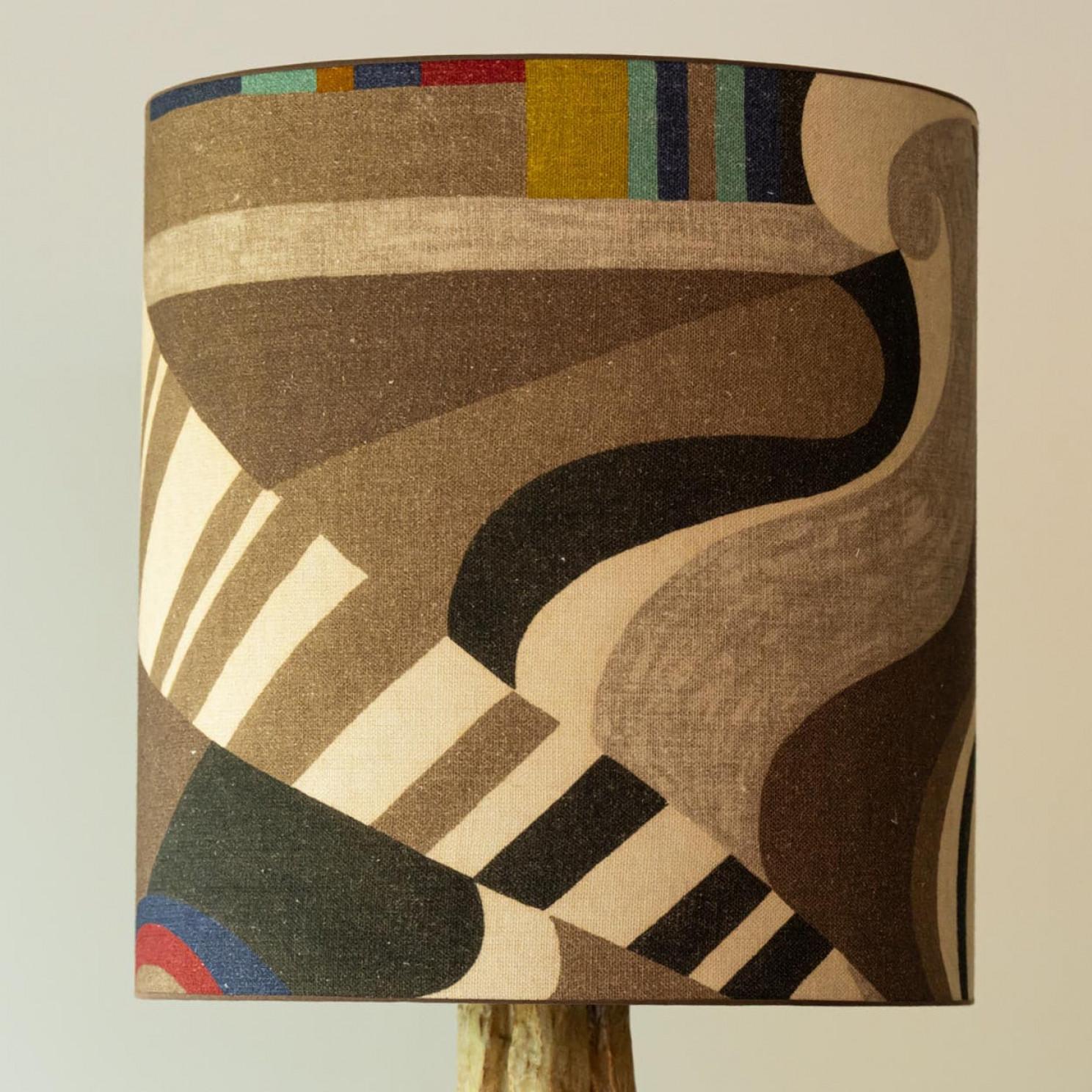 Altro Lampada da tavolo in ceramica multicolore, paralume di R. Houben, 1970 in vendita