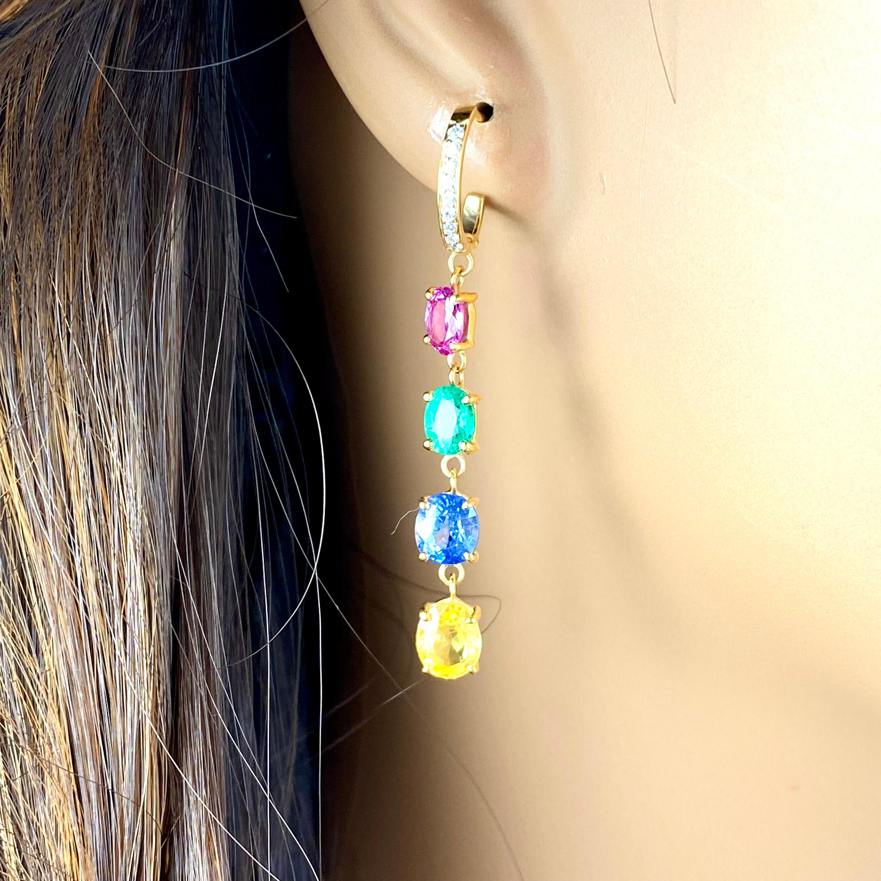 Mehrfarbige lange Ohrringe mit Edelsteinen und Diamanten mit Gewicht von 7,65 Karat und 1,95 Zoll  im Angebot 5
