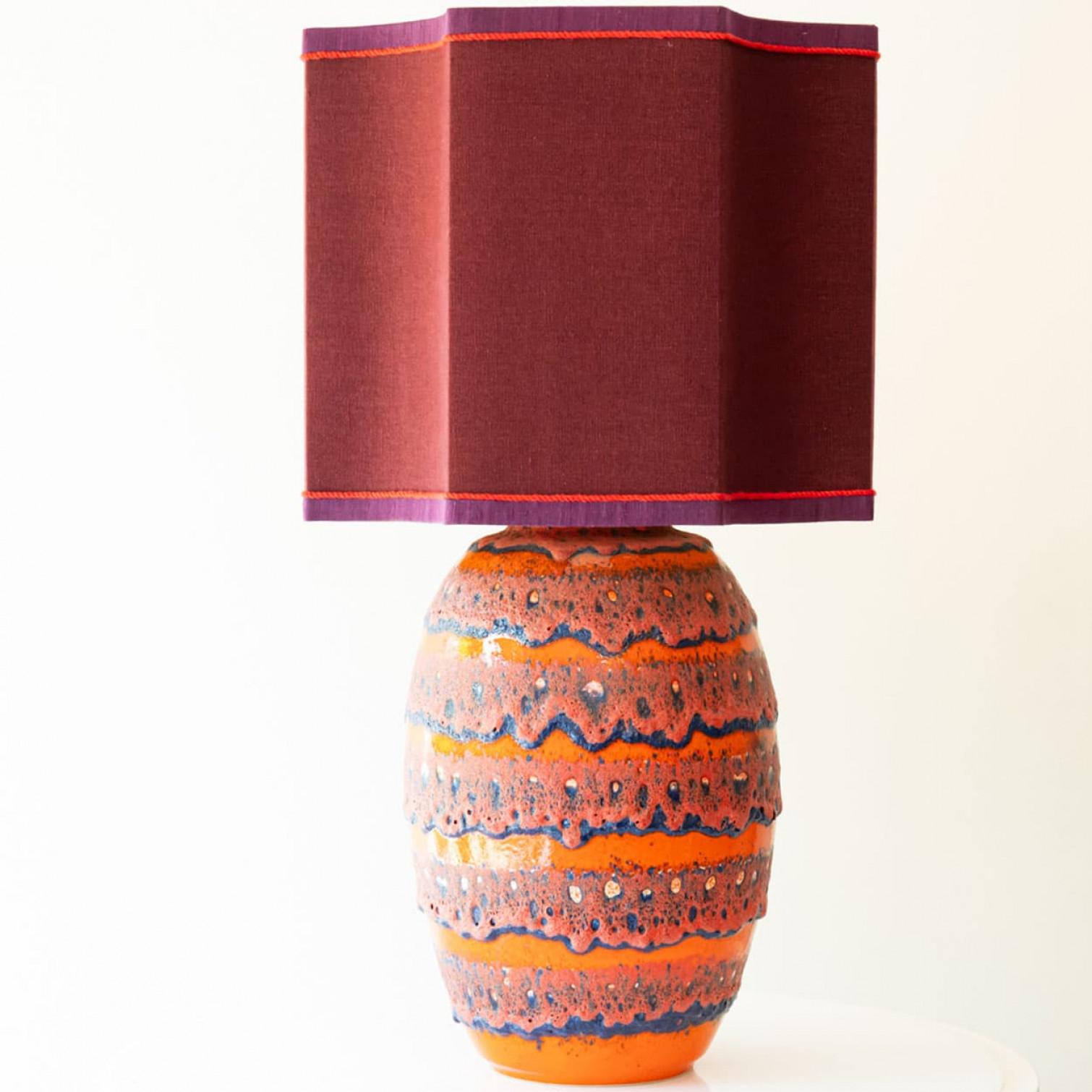 Céramique Lampadaire en céramique émaillée multicolore, abat-jour de R. Houben, 1970 en vente