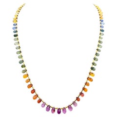Mehrfarbige Regenbogen Briolette Edelsteinstrang-Halskette aus 18 Karat Gelbgold