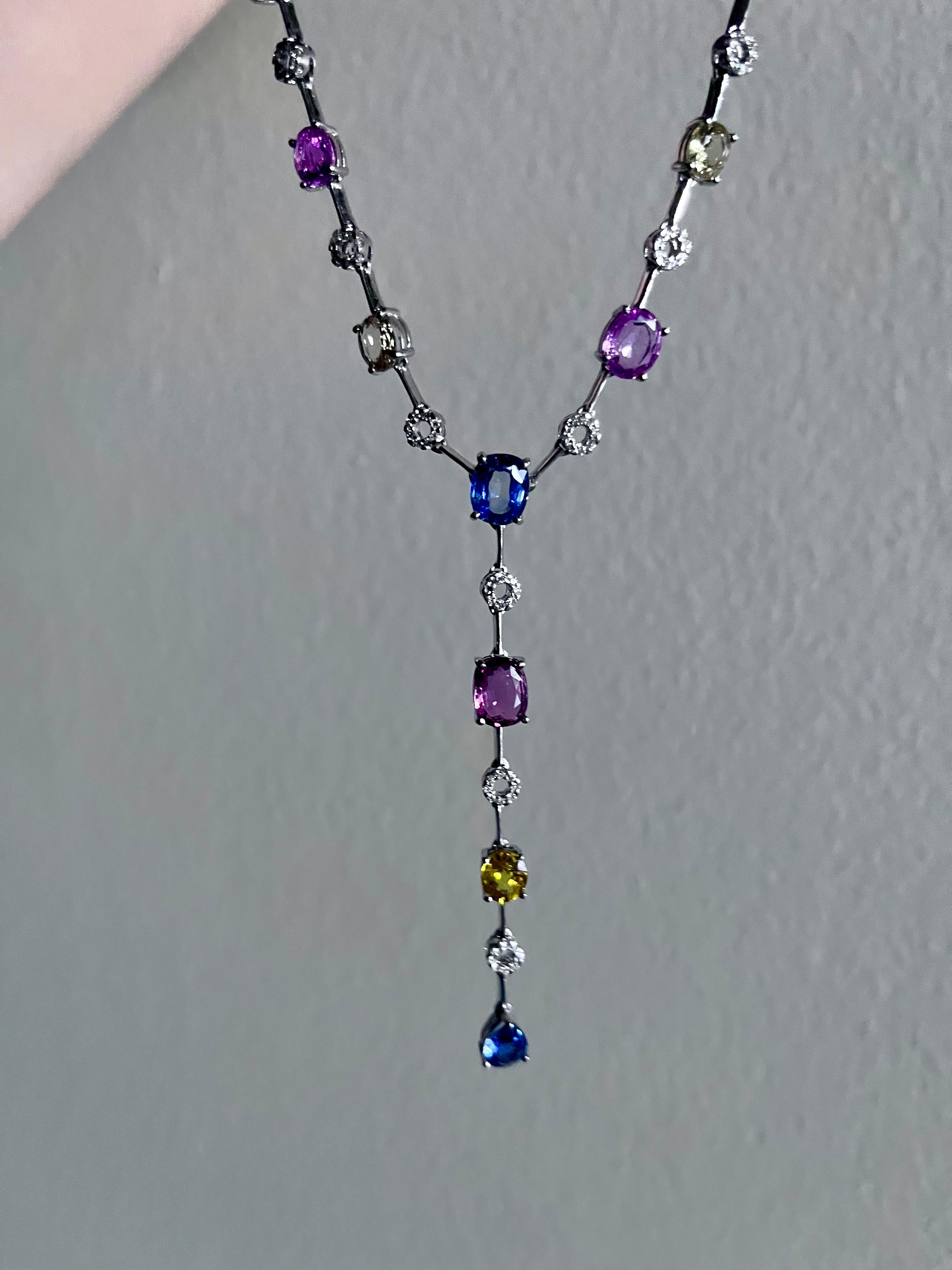 Contemporaneo Collana Lariat con zaffiri e diamanti multicolore in vendita