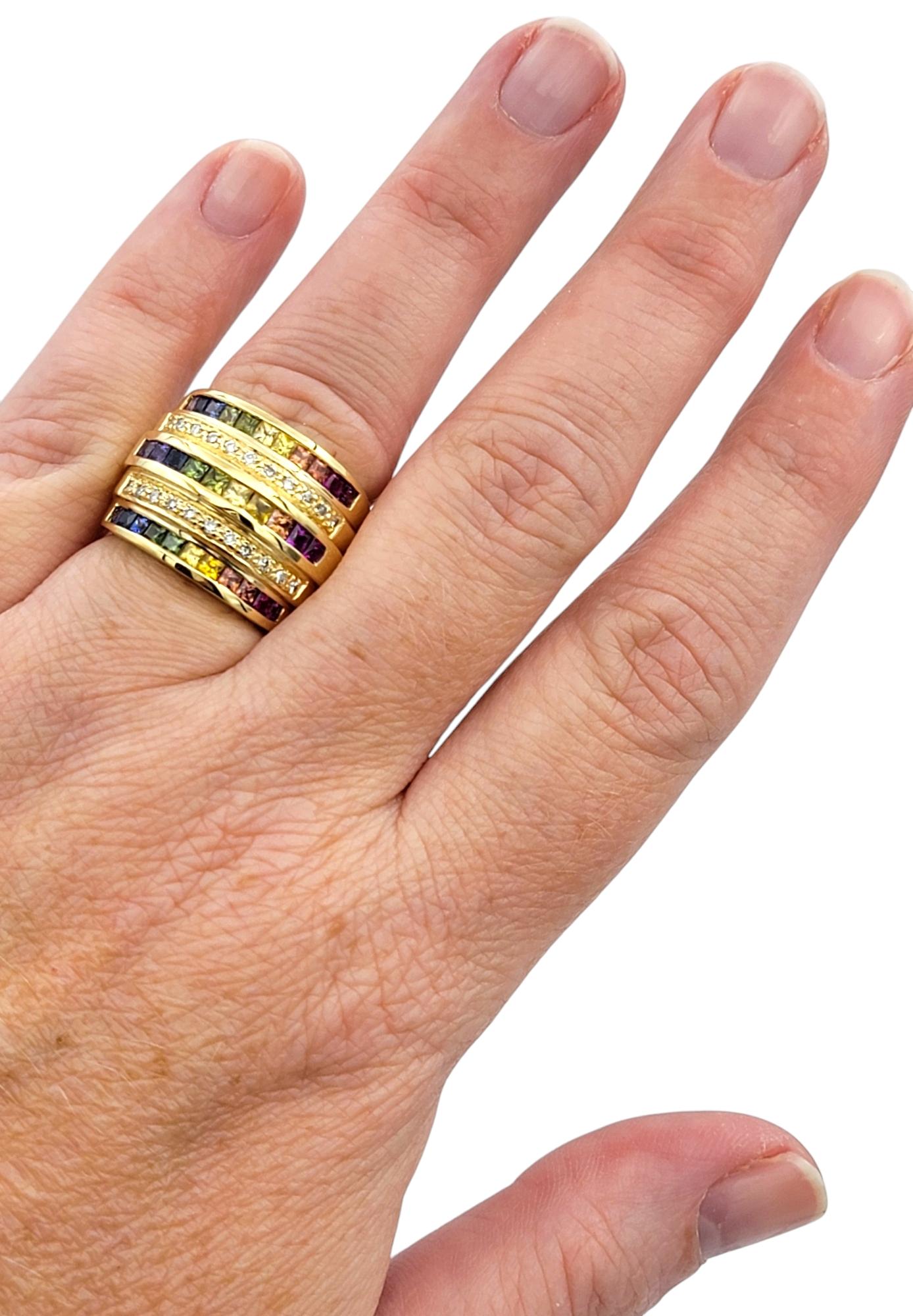 Anello a fascia con zaffiro multicolore e diamanti a più file in oro 18 carati in vendita 3