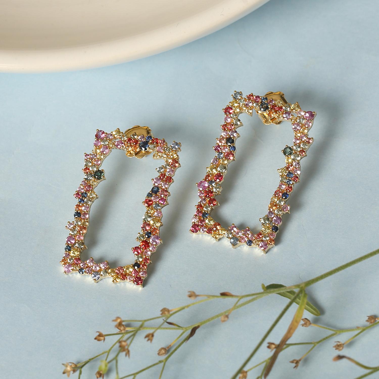 Pendientes de zafiro multicolor con forma cuadrada en oro amarillo de 18k Art Decó en venta