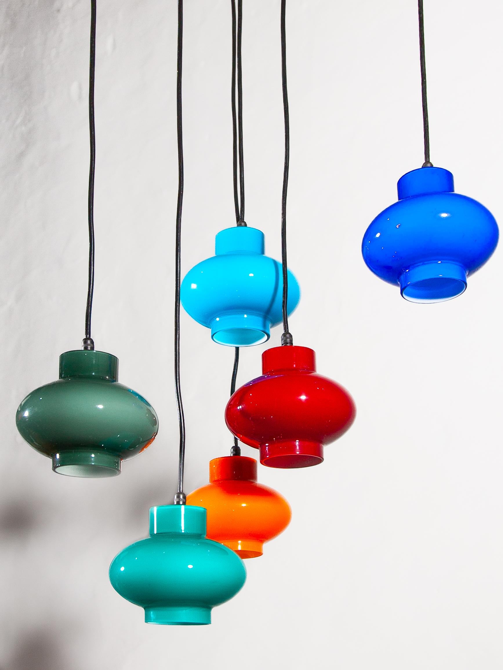 Multi-colored Six Shades Cascade pendant designed by Peill & Putzler For Sale 5