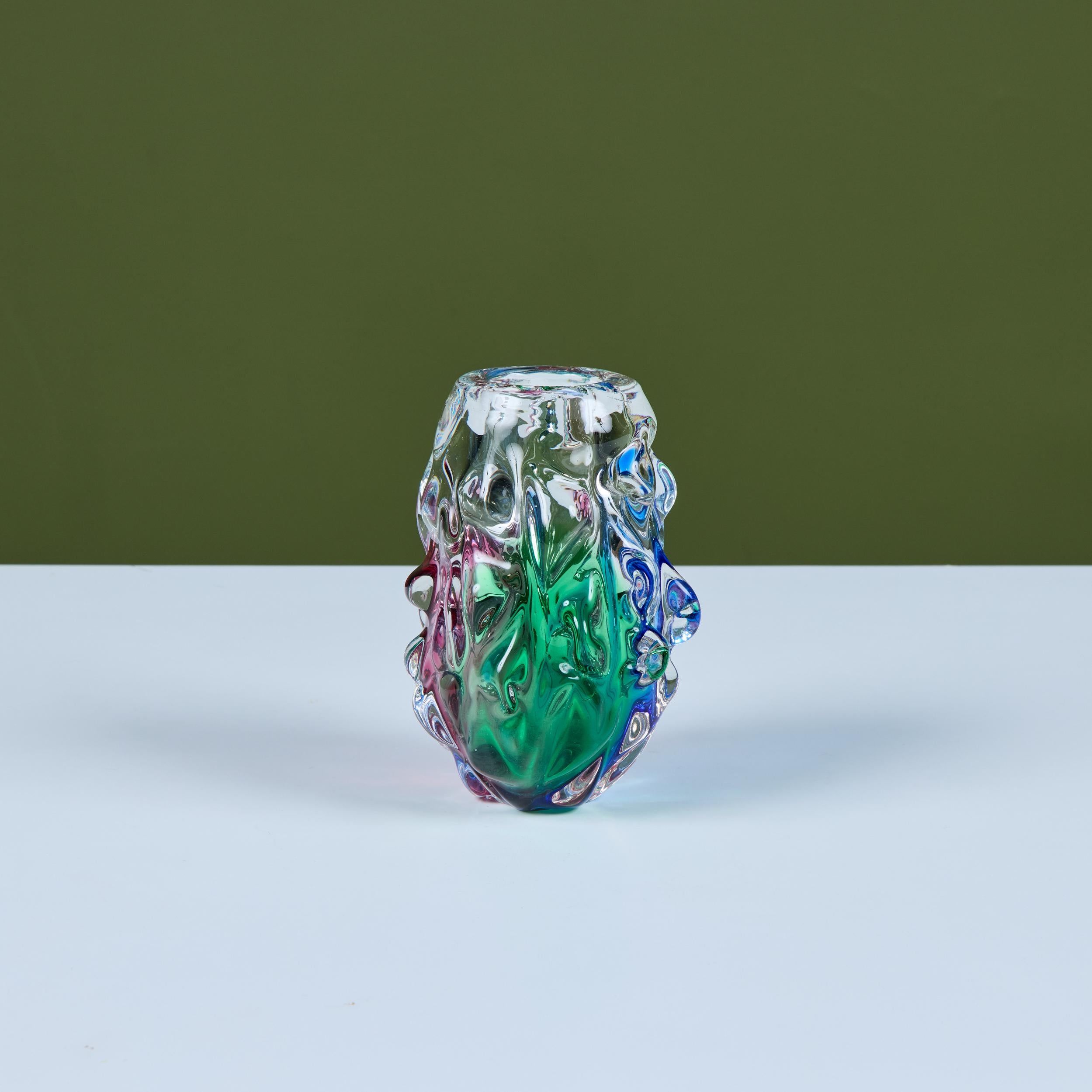Mehrfarbige Vase aus strukturiertem Murano-Glas im Stil von Jan Beranek im Angebot 1