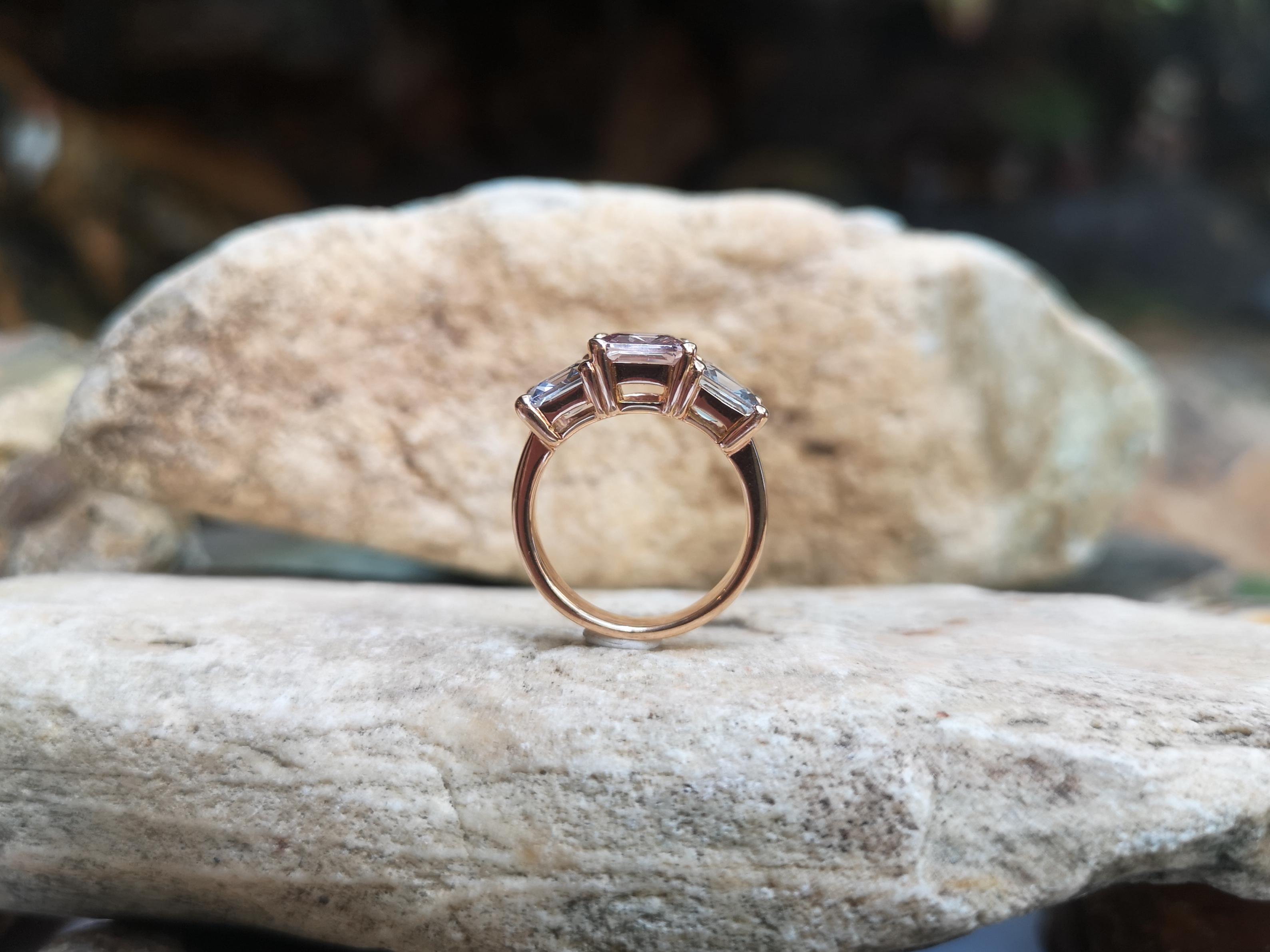 Multi-Colors Sapphire Ring Set in 18 Karat Rose Gold Settings For Sale 5