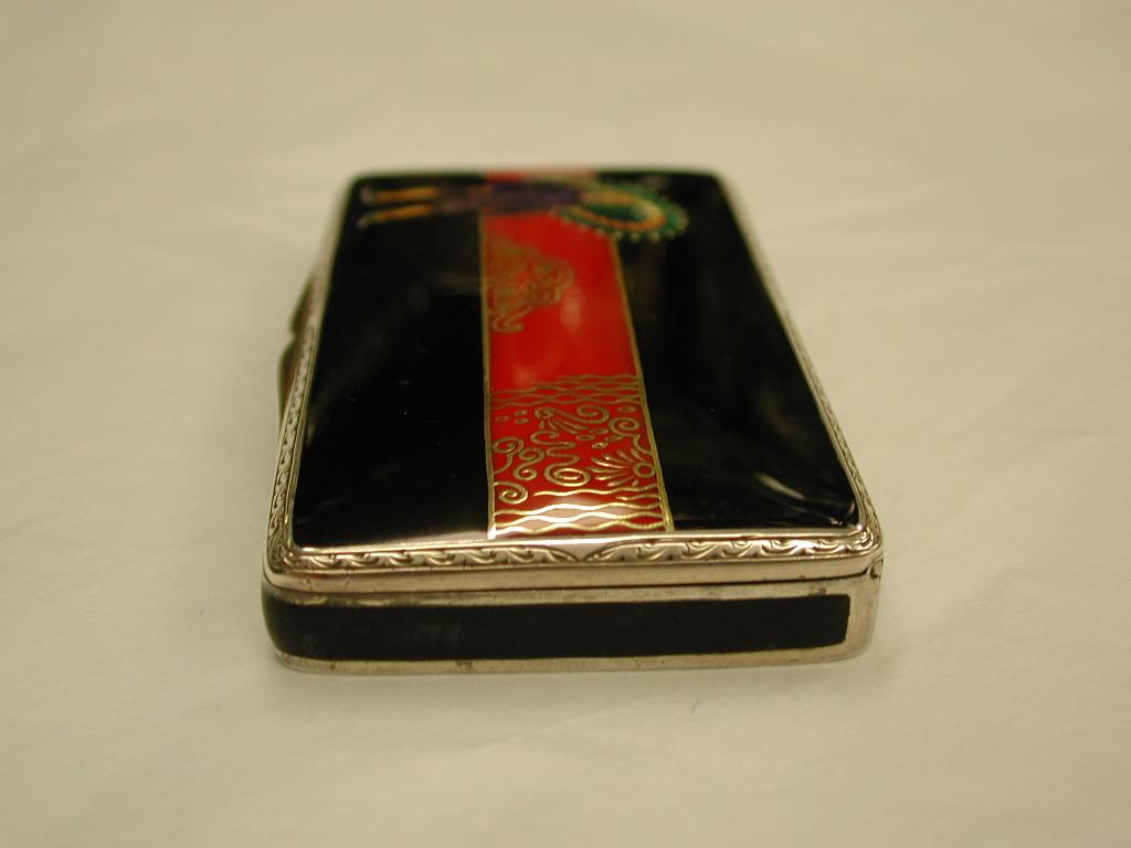 Multicolored Enamel and Silver Box, Japanese Style, Dated 1926, London For Sale 1