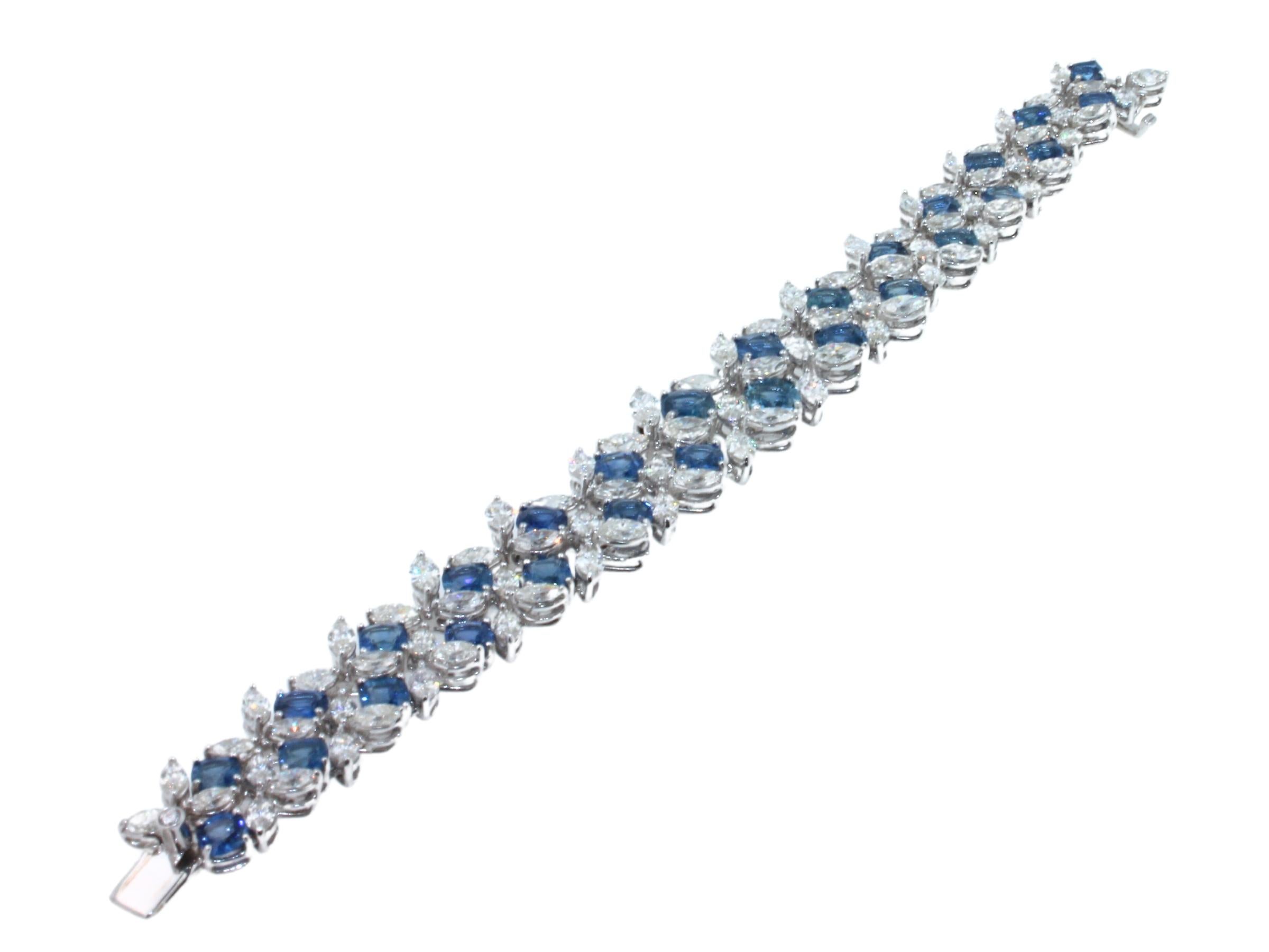 Multi Cushion Shape Blue Sapphire Diamond 18 Karat White Gold Tennis Bracelet In New Condition For Sale In Oakton, VA