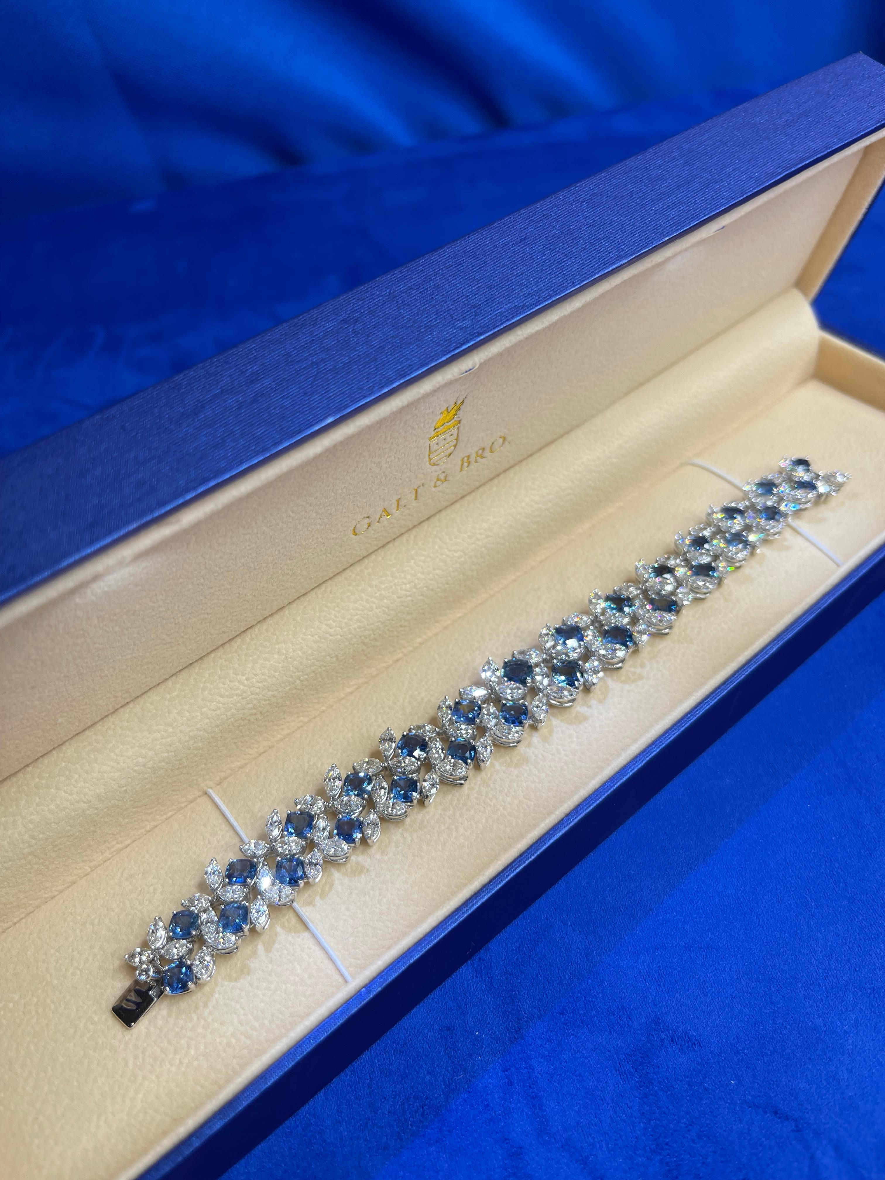 Multi Cushion Shape Blue Sapphire Diamond 18 Karat White Gold Tennis Bracelet For Sale 1