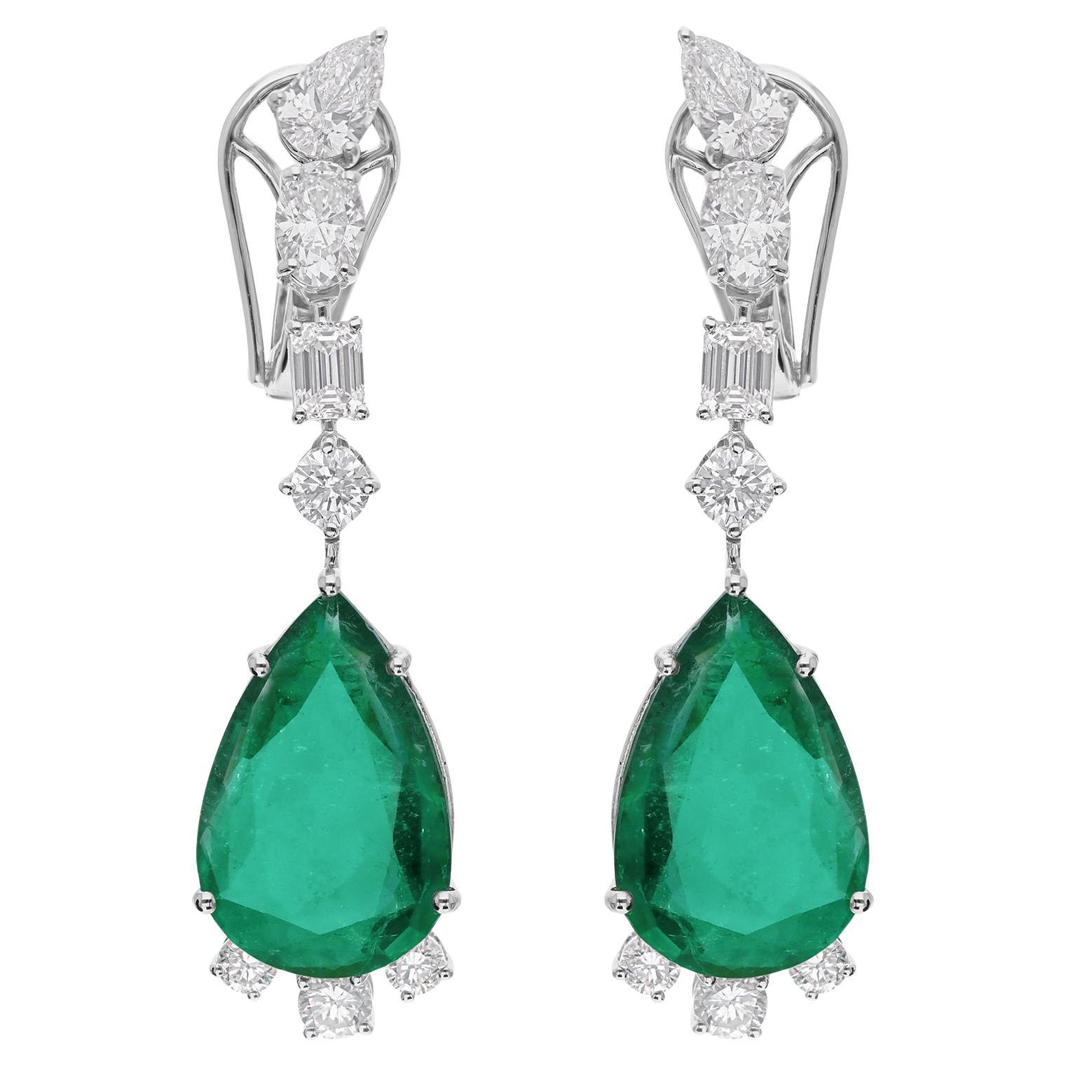 Pendientes de oro blanco de 18 quilates con esmeralda de Zamabia talla múltiple de 11,6 TCW y diamantes de clip
