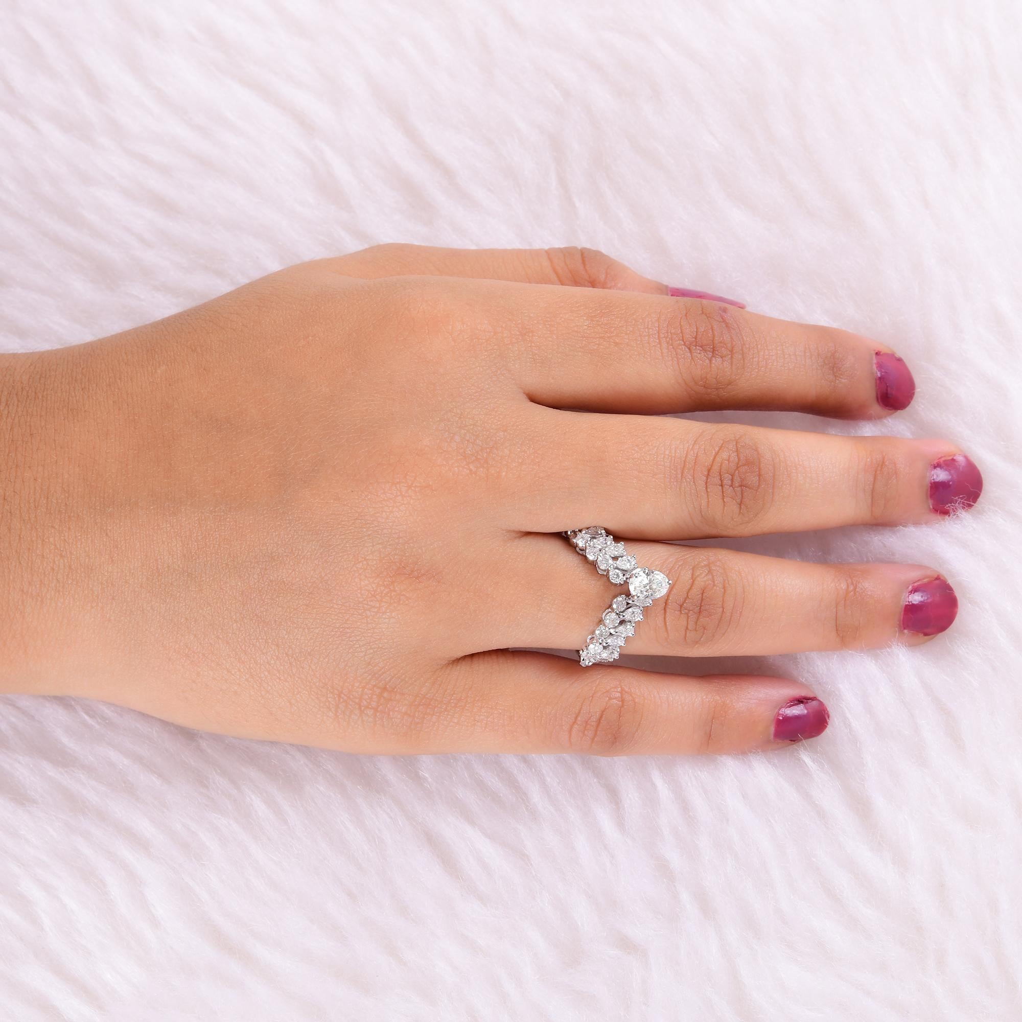 En venta: Anillo de compromiso de diamantes naturales talla múltiple Chevron de 1,64 ct Joyas de oro blanco de 14k  2