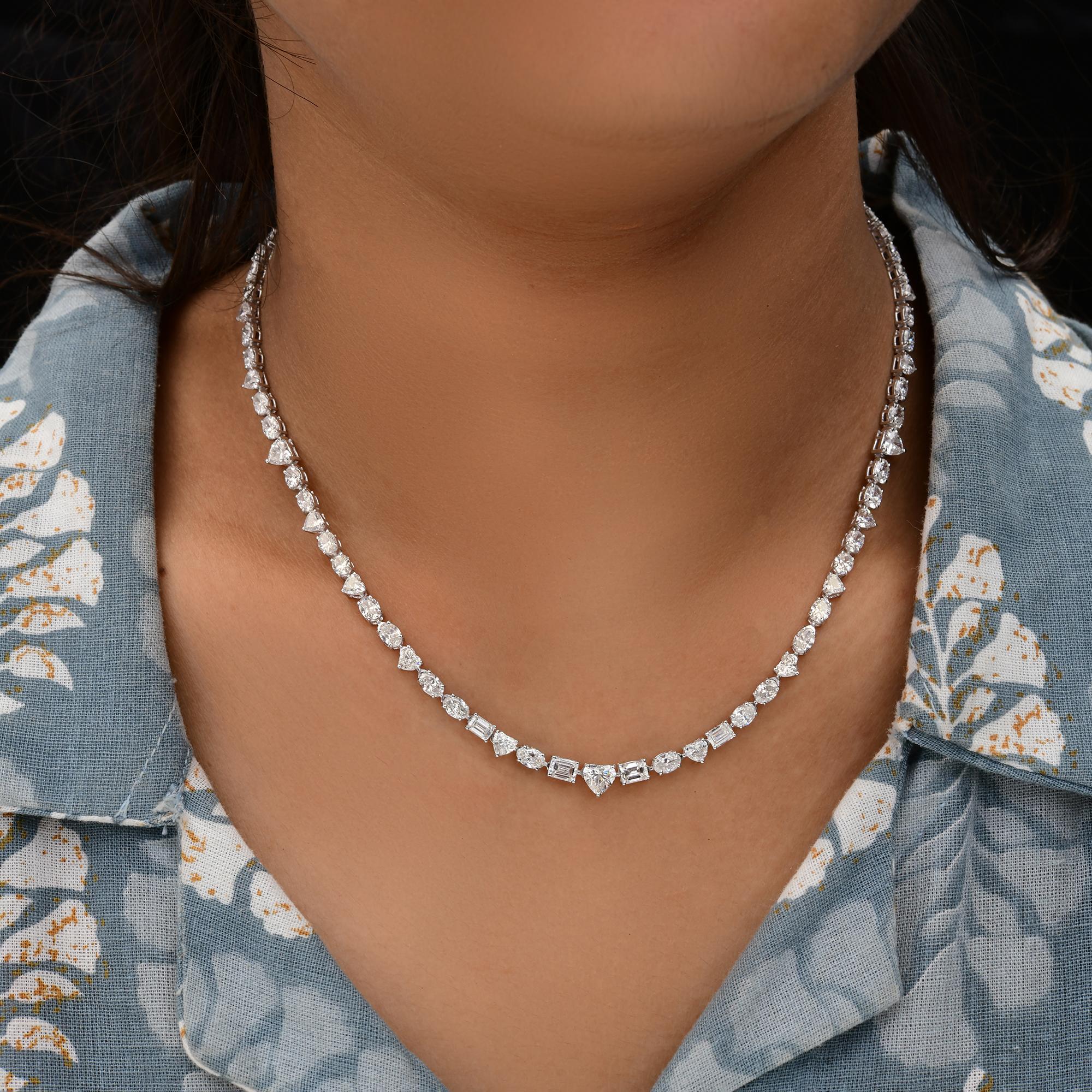 Collar de novia de diamantes certificados talla múltiple en oro blanco de 18 quilates Joyería fina
Este impresionante collar de diamantes en forma de V, elaborado para aportar brillo, lujo y belleza atemporal a cada momento. El collar presenta una