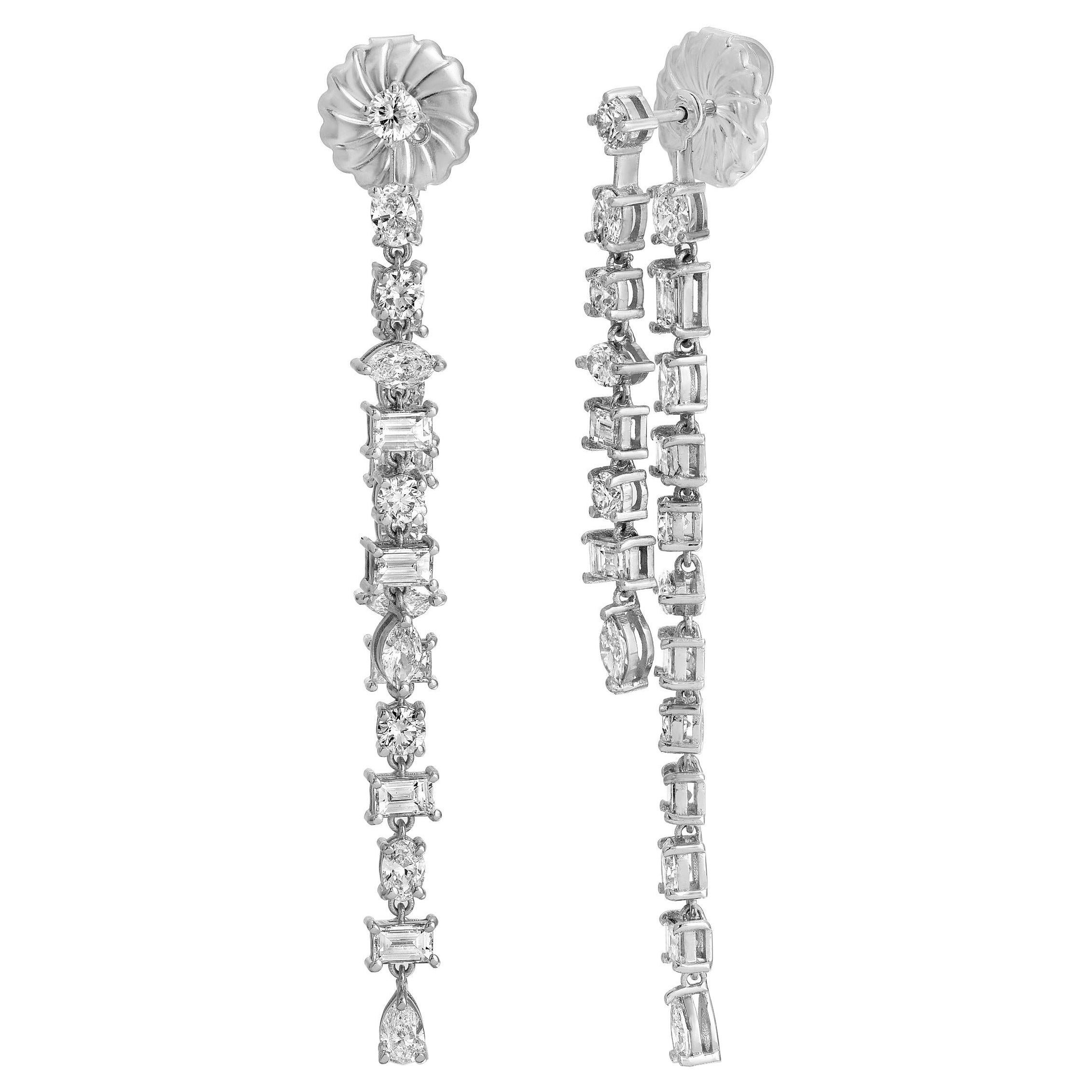 Orecchini chandelier con diamante multitagliente in oro bianco 18K