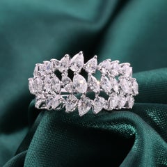 Dreireihiger Statement-Ring aus 18 Karat Weißgold mit Birnen- und Marquise-Diamanten (2,00 Karat)