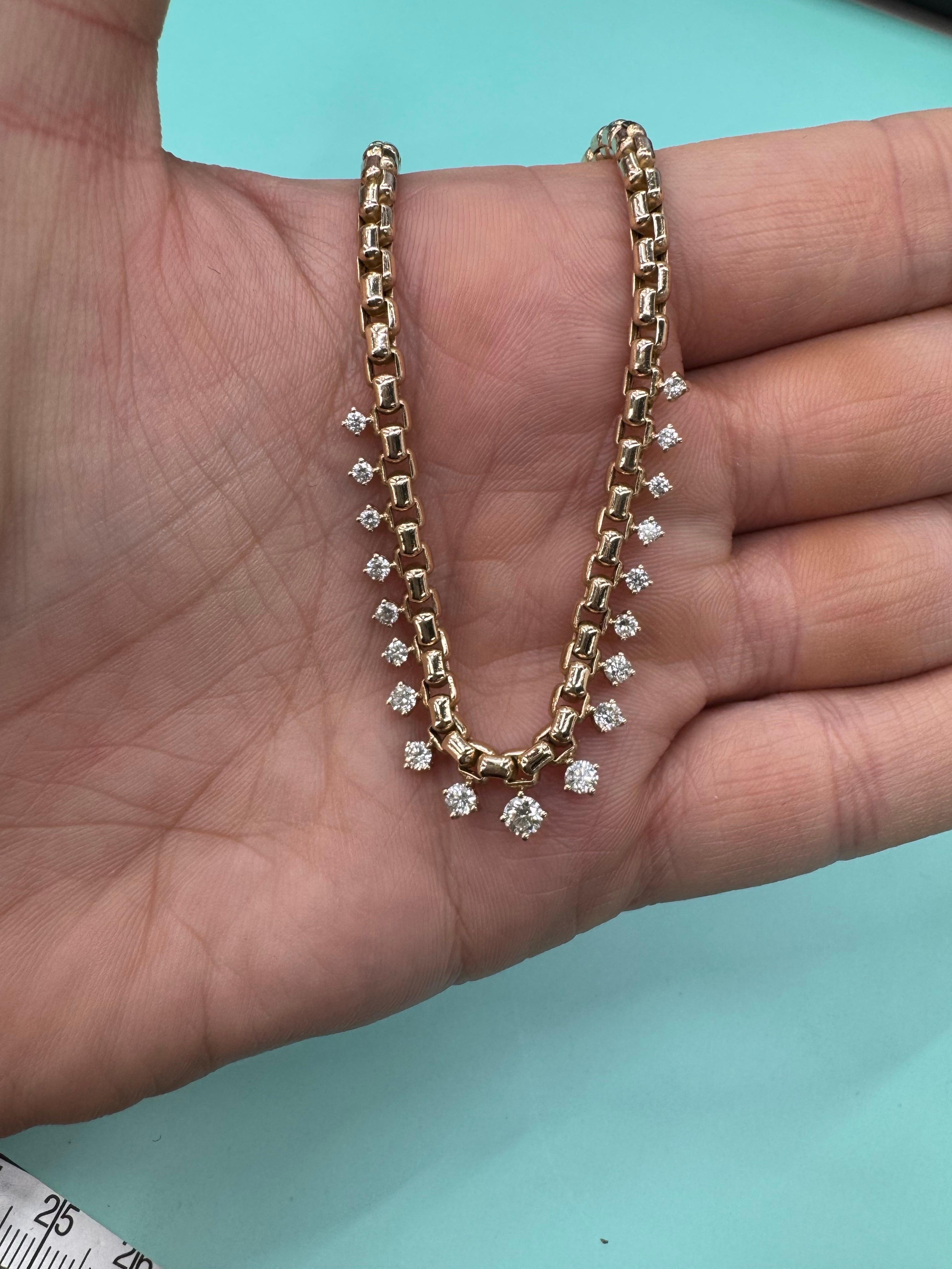 Collier à maillons en or jaune 14 carats avec pendentifs à diamants multiples 1.23 carats Ajustable en vente 1
