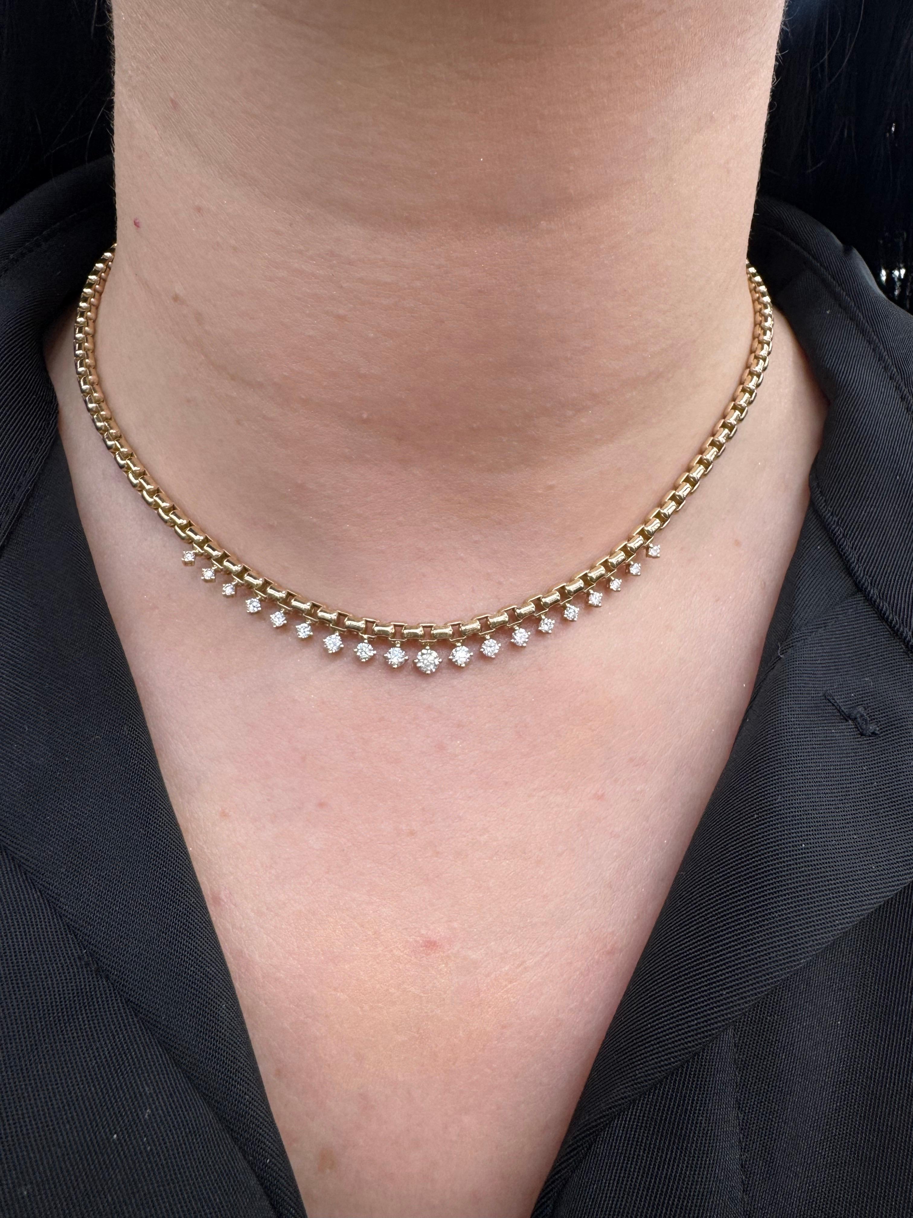 Collier à maillons en or jaune 14 carats avec pendentifs à diamants multiples 1.23 carats Ajustable en vente 3