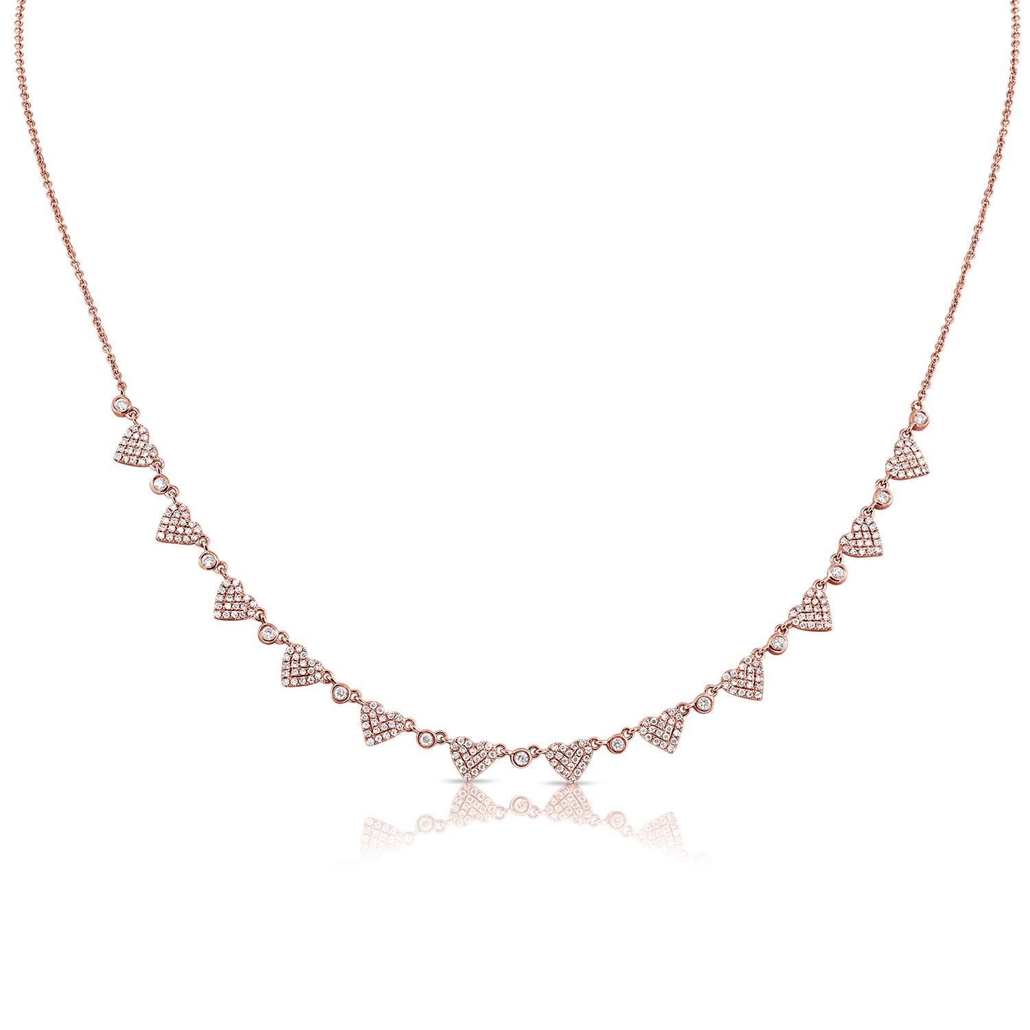Collier à maillons en or blanc 14 carats avec chaton en forme de cœur et plusieurs diamants de 0,94 carat en vente 7