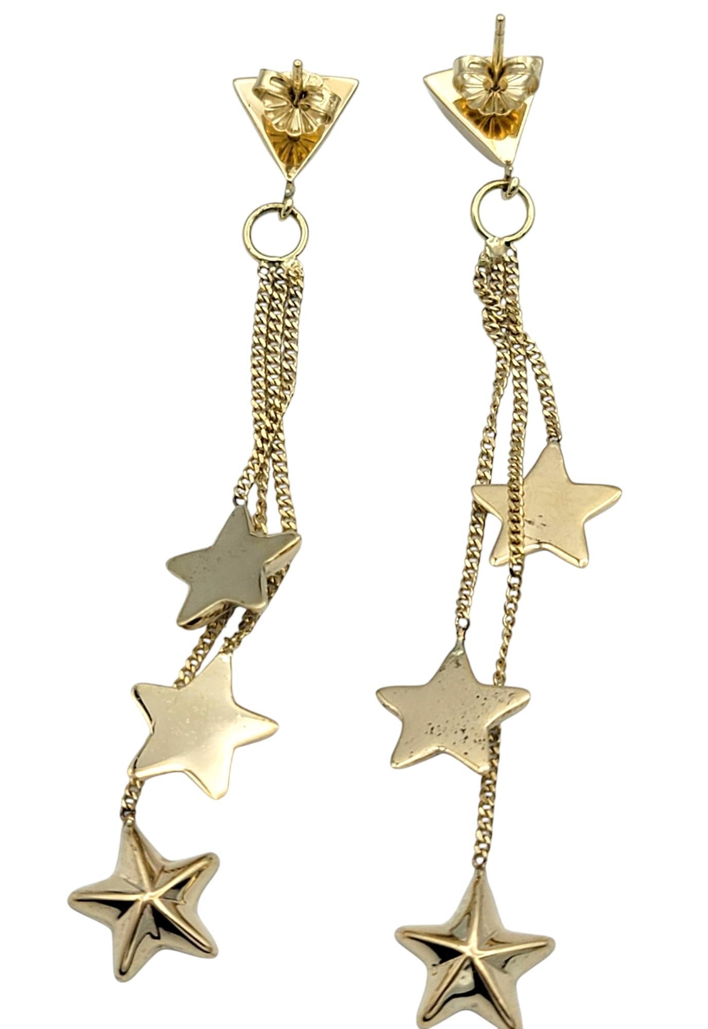 Multi-Dimensional Star Trio Tiered Dangle Earrings in 14 Karat Yellow Gold In Good Condition For Sale In Scottsdale, AZ