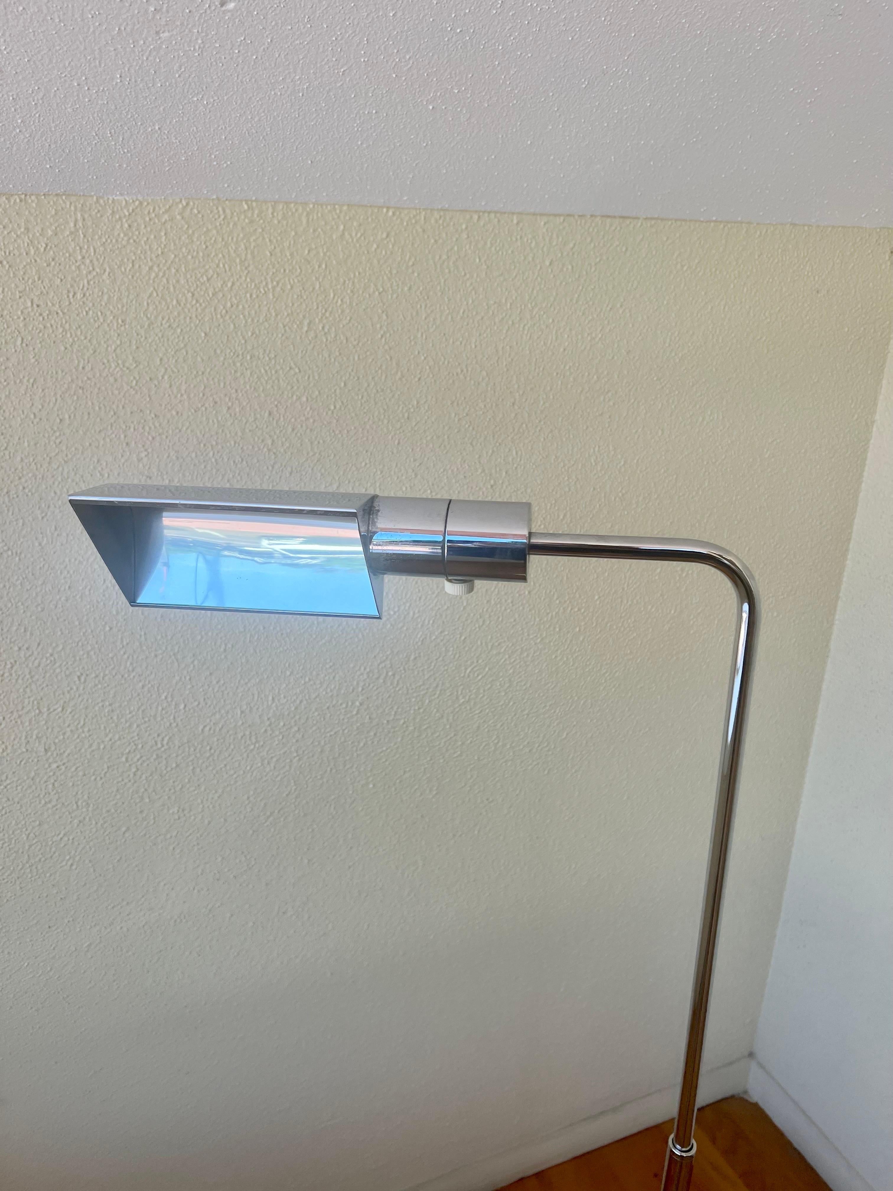 Mid-Century Modern Multi-Directional Chrome Floor Lamp by Casella Lighting For Sale