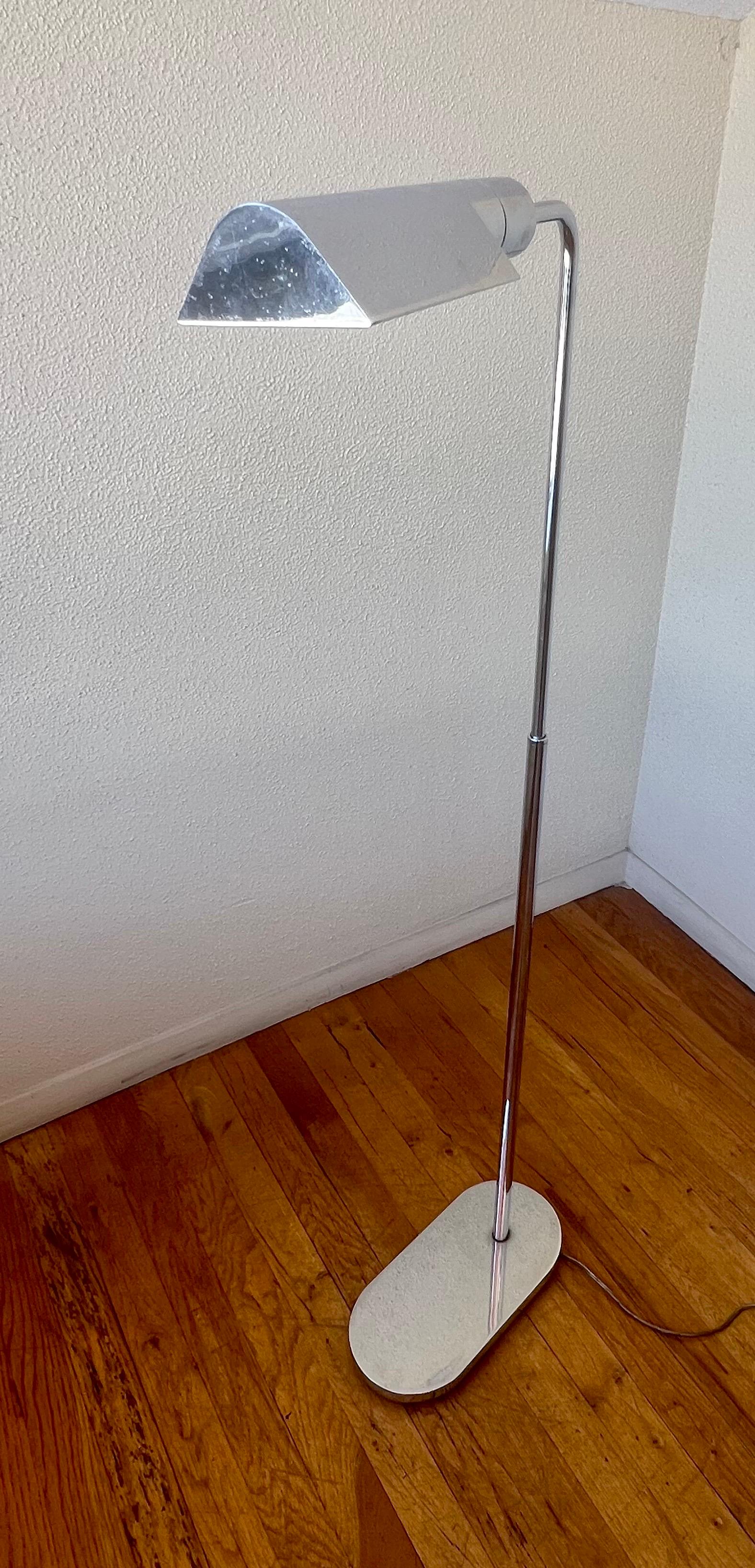 Multi-Directional Chrome Floor Lamp by Casella Lighting In Good Condition For Sale In San Diego, CA