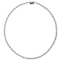 Collier tennis multidirectionnel en diamants