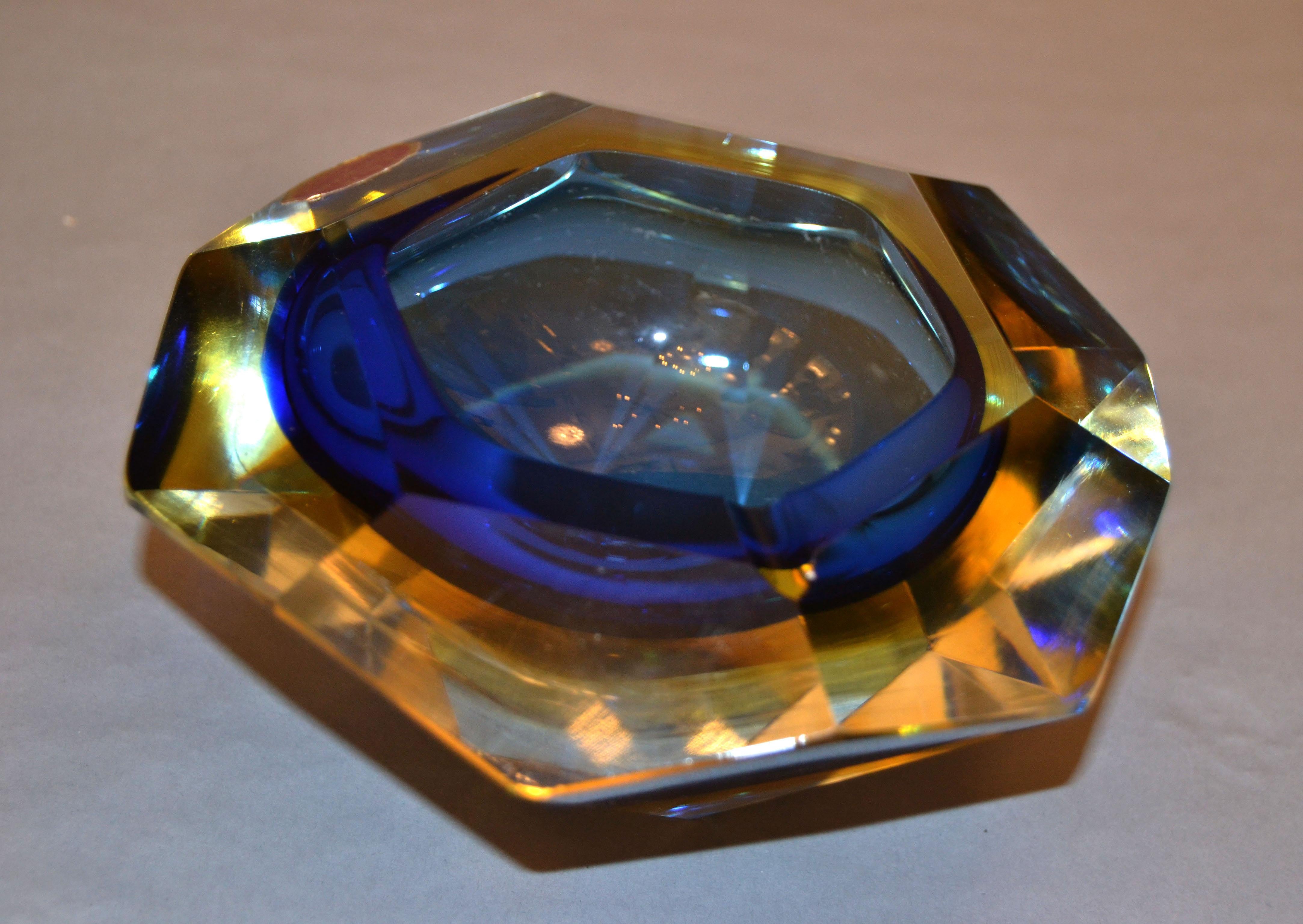 20th Century Multi Faceted Murano Glass Ashtray Attributed to F. Poli by Vetri Molati Murano