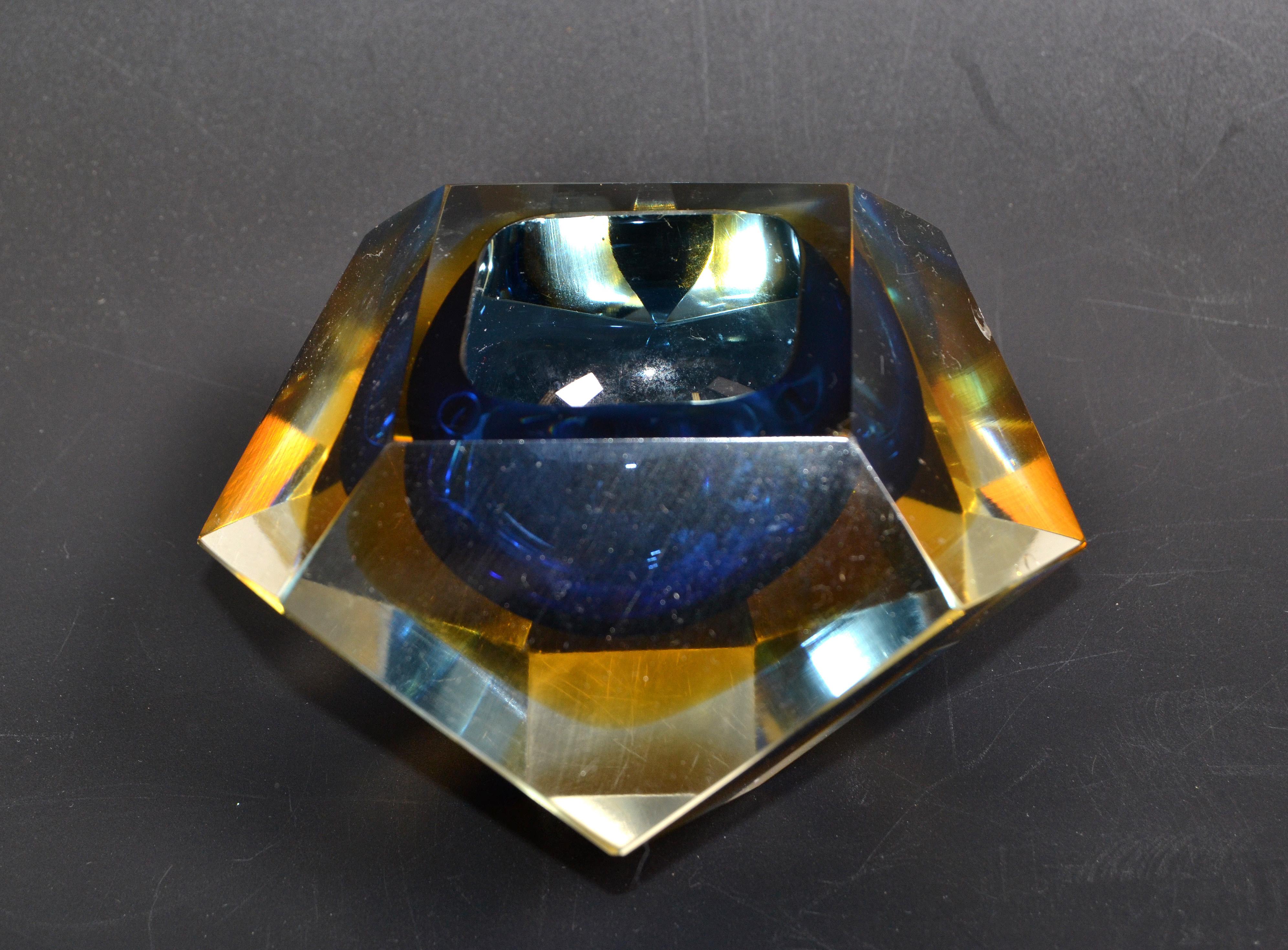 Multi Faceted Murano Glass Ashtray Attributed to F. Poli by Vetri Molati Murano 1