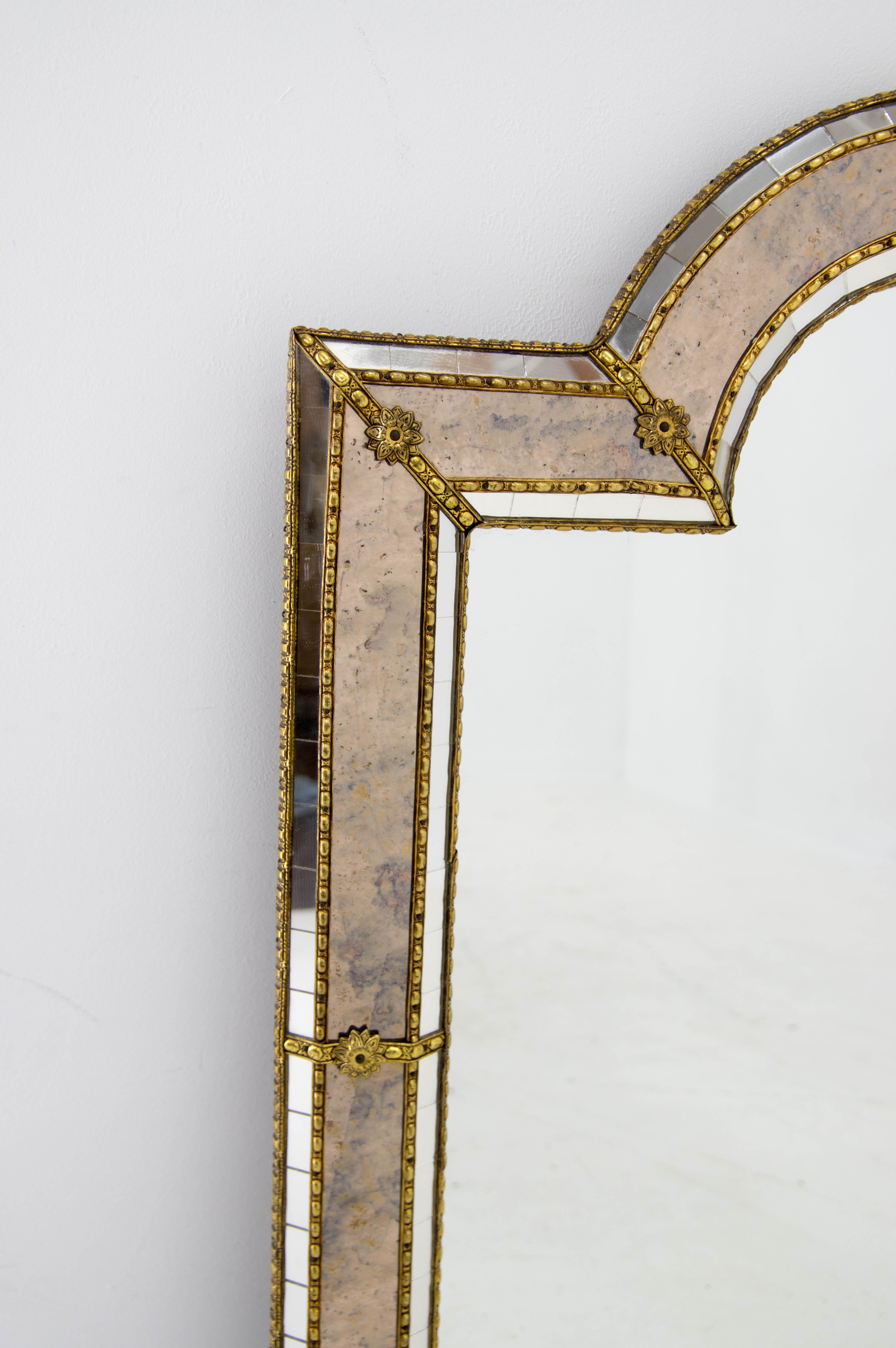 Mid-Century Modern Multi-Facets Mirror with Brass Garlands, France, 1970s For Sale