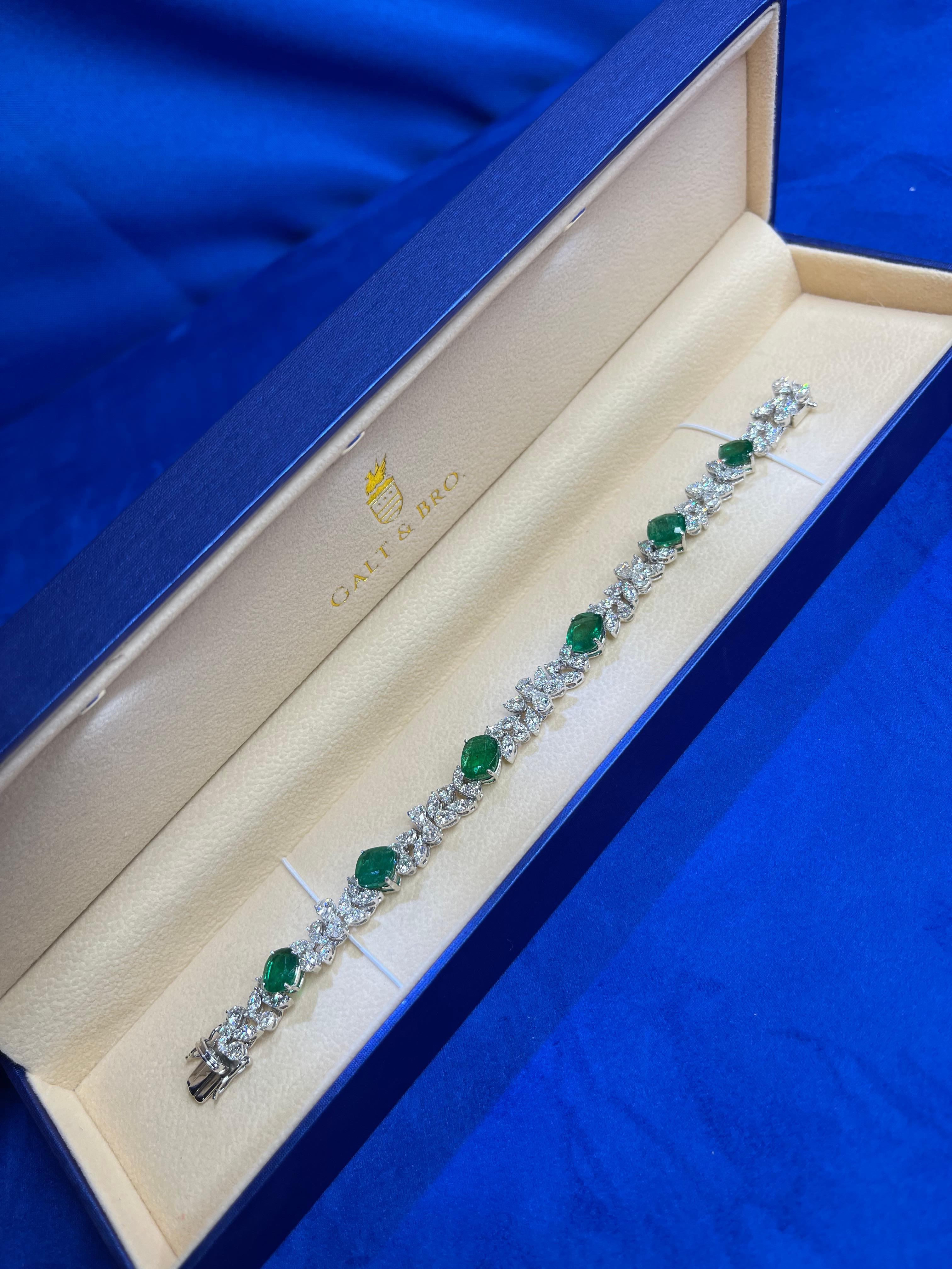 Multi Fancy Shape Green Emerald Diamond 18 Karat White Gold Tennis Bracelet For Sale 6