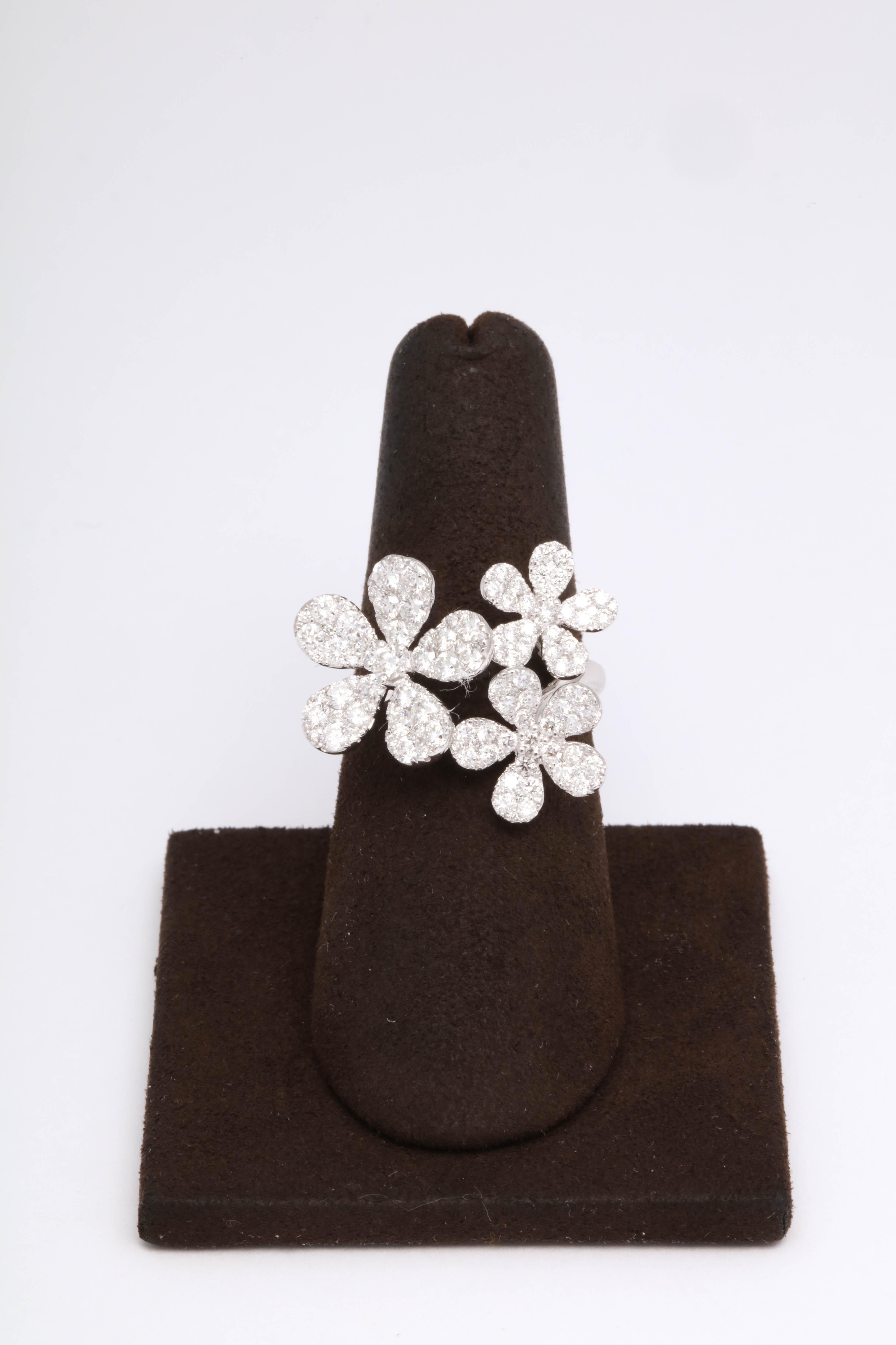 Round Cut Multi Flower Diamond Ring For Sale