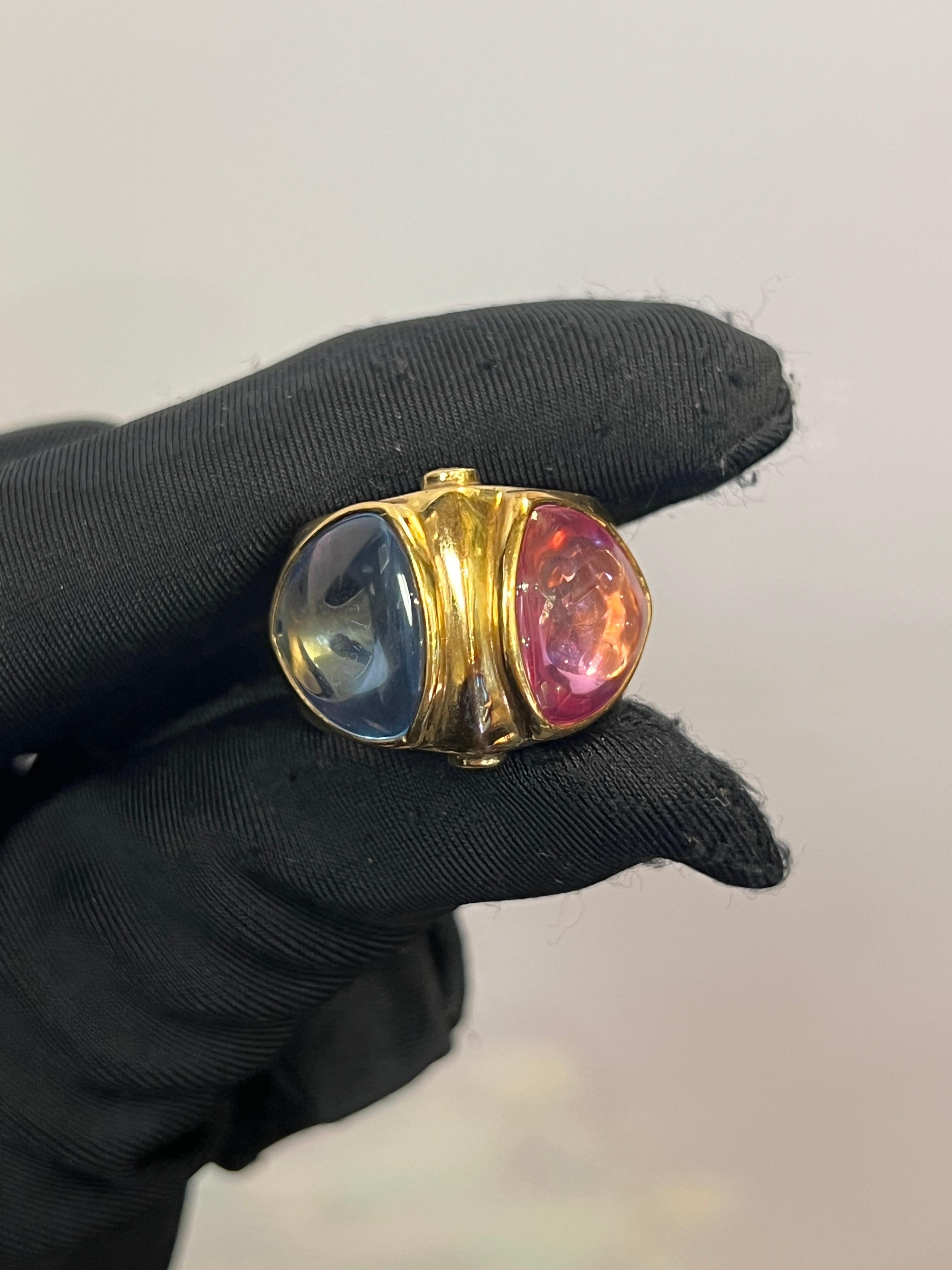 Ring mit mehreren Edelsteinen (Rundschliff) im Angebot