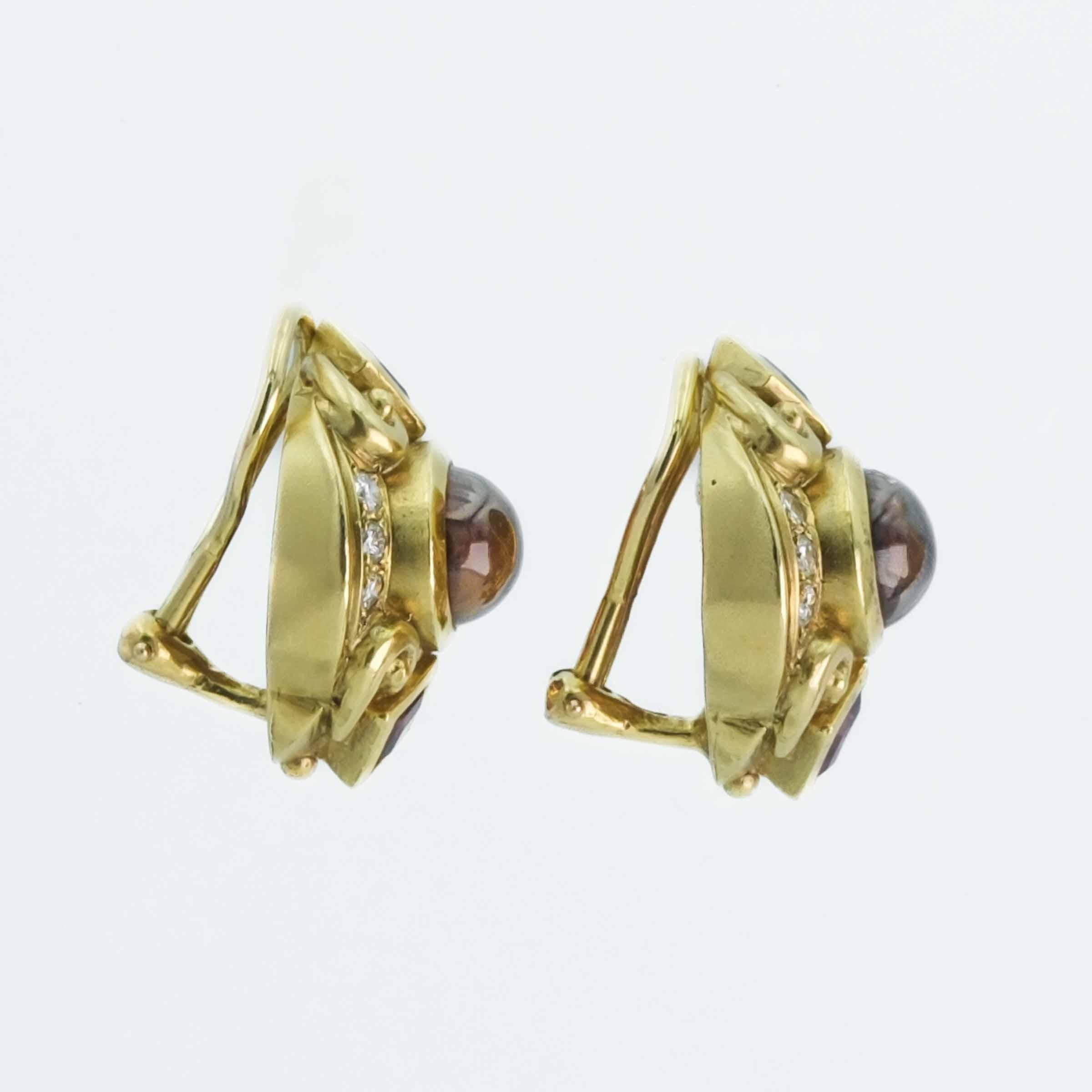 Taille cabochon Boucles d'oreilles à clip en or jaune 14 carats avec diamants, citrine et pierres précieuses en vente