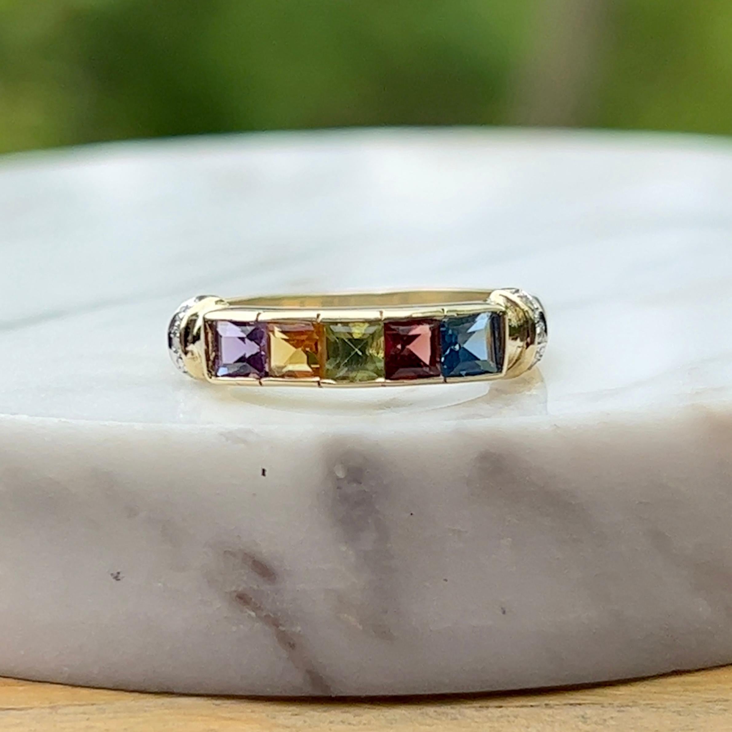 Multi-Gemstone and Diamond Ring in 14k Yellow Gold In Good Condition For Sale In Towson, MD
