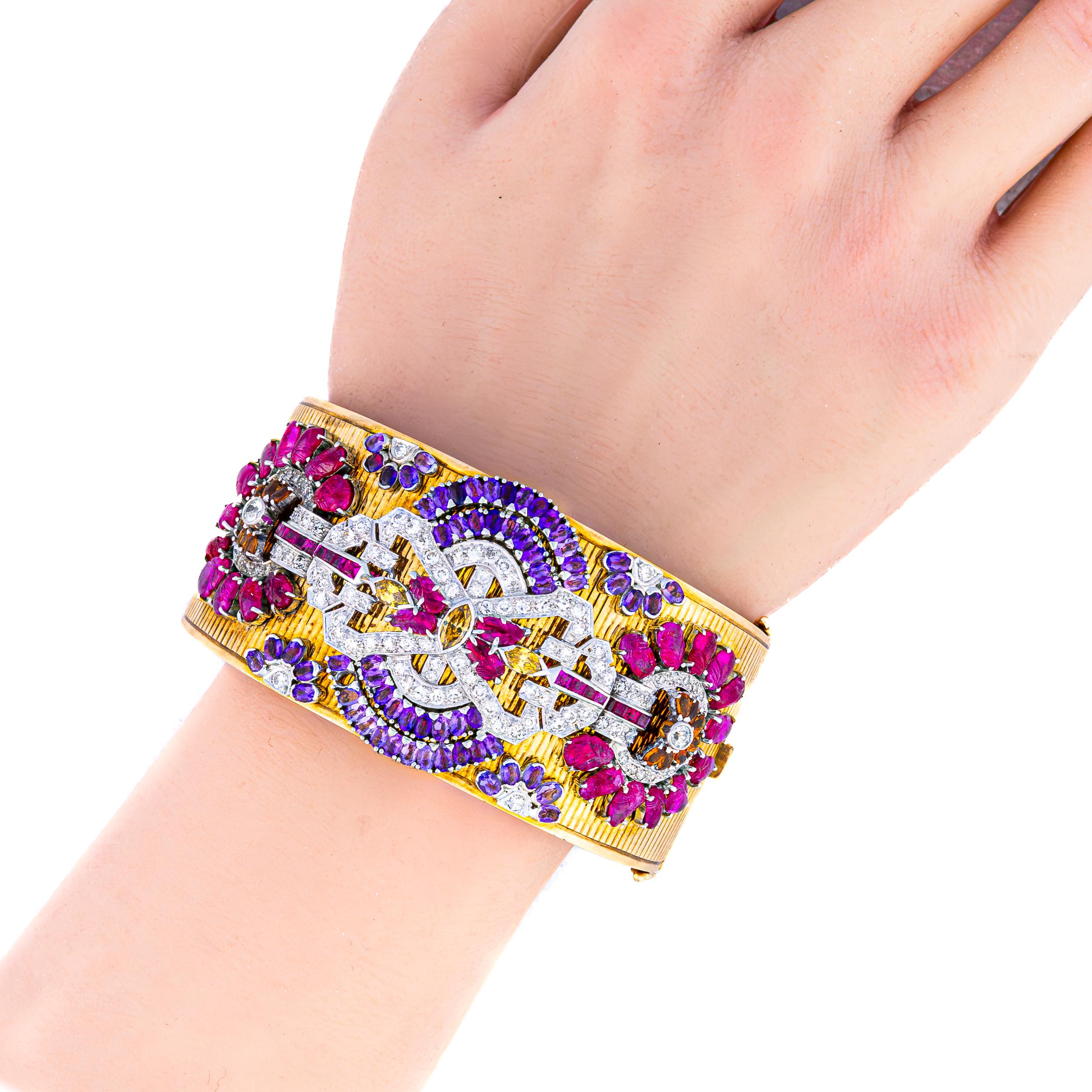 Rétro Bracelet multi-pierres et diamants en or platiné en vente