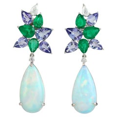 Mehrsteinige Opal-Ohrringe aus 14 Karat Weißgold mit Diamanten, akzentuiert mit Diamanten