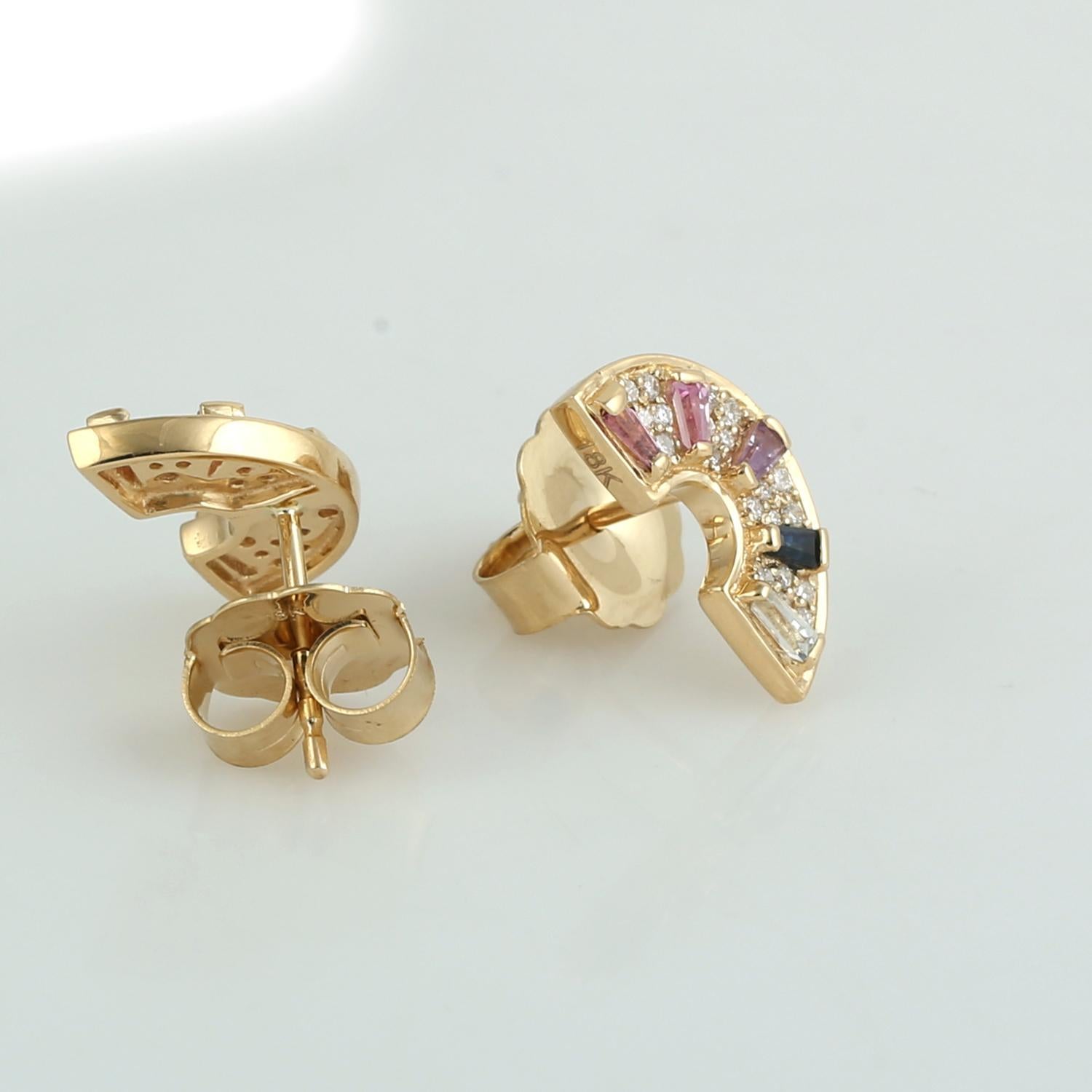 18KT:4.147g,
Diamant:0,25ct, 
Rhodium:0,13ct,
Sapphire:0.27ct,
Topas:0,12ct,
