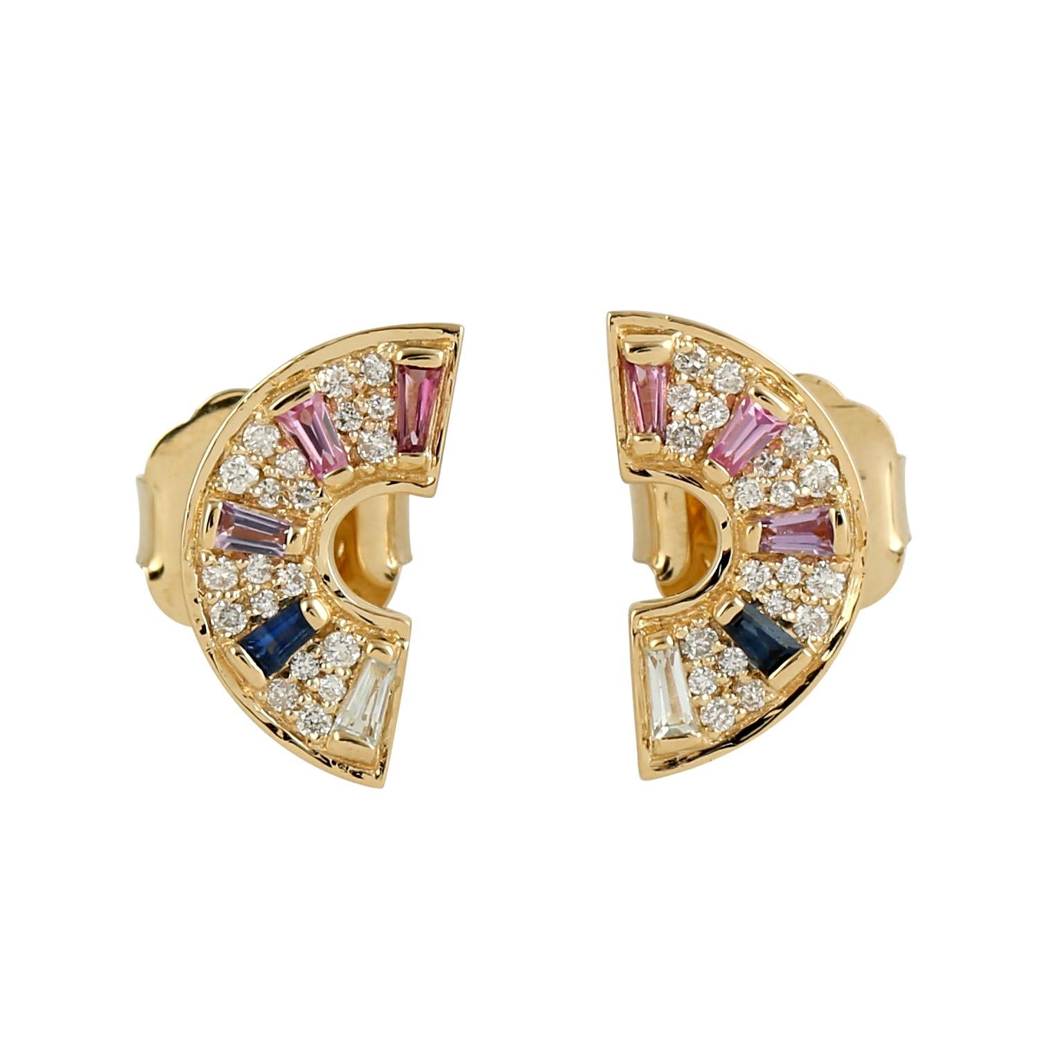 Mehrsteinige Ohrstecker mit Diamanten aus 18 Karat Gelbgold mit Diamanten (Kunsthandwerker*in) im Angebot