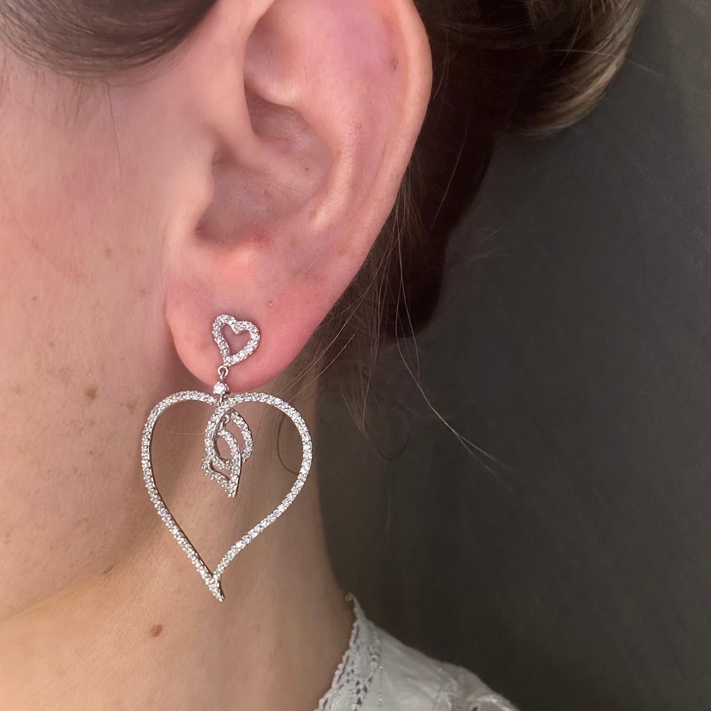 Women's or Men's Multi-Heart Diamond in 18 Karat White Gold Dangle Earring in 18 Karat White Gold For Sale